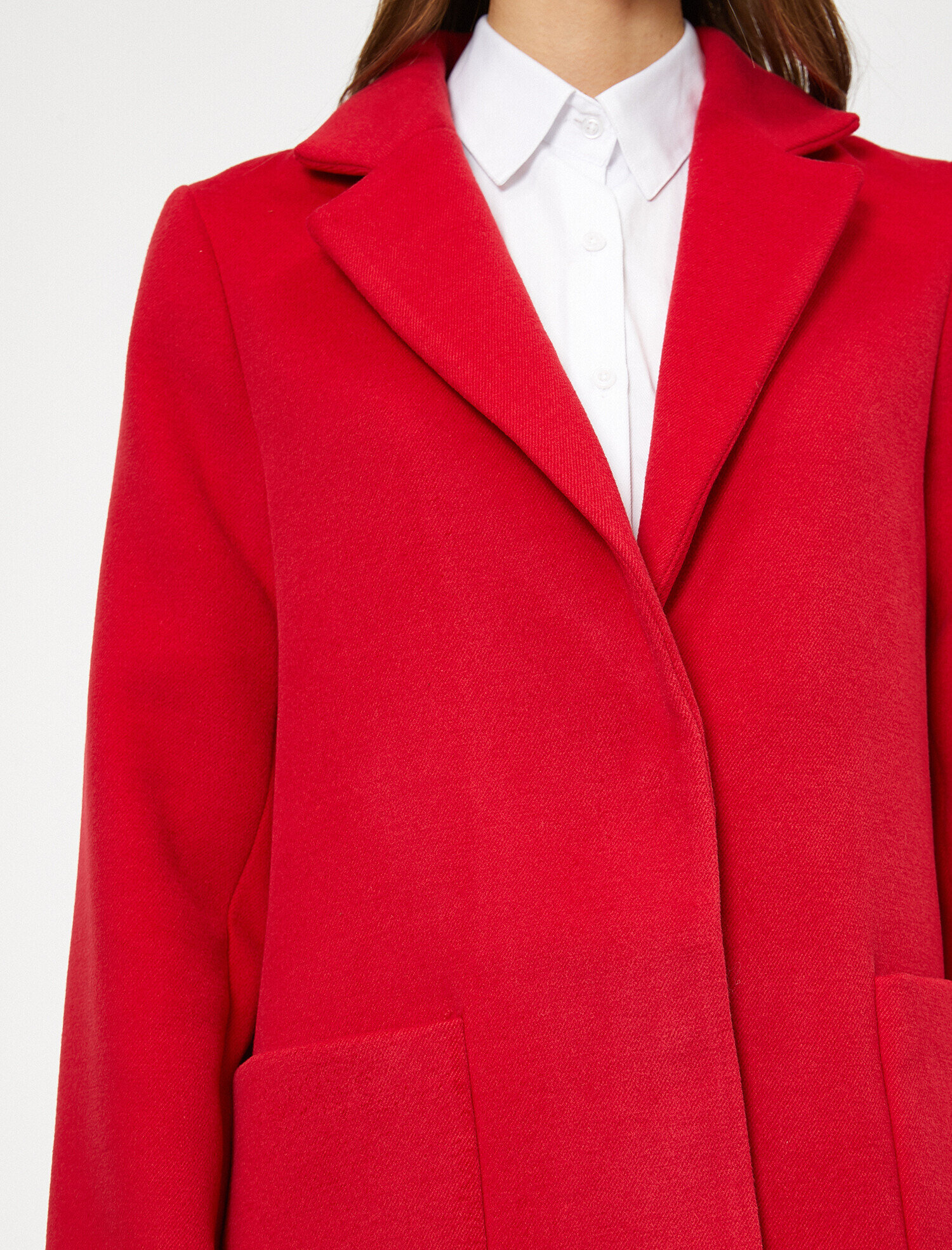   Düğme Detaylı Kaban