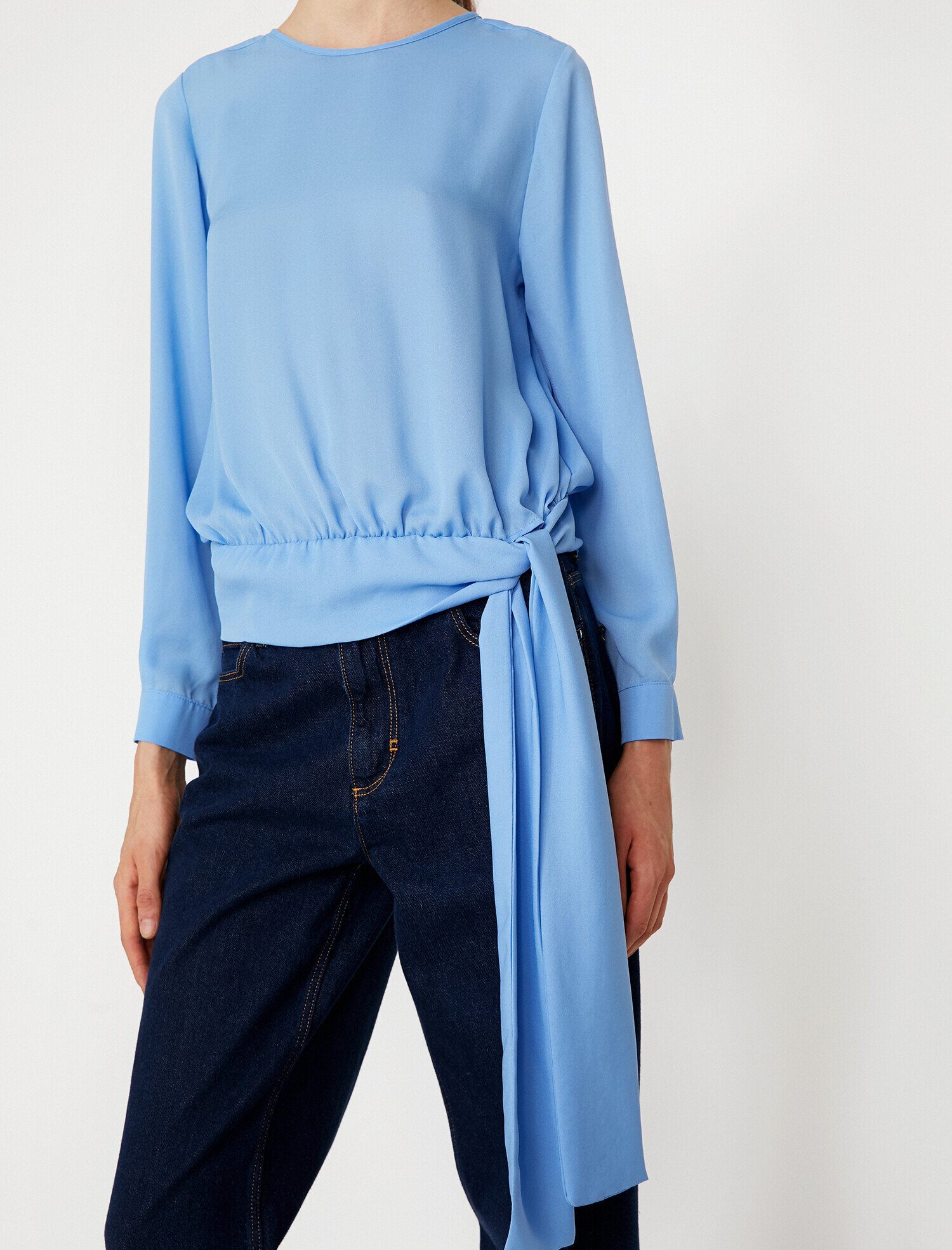   Bağlama Detaylı Bluz