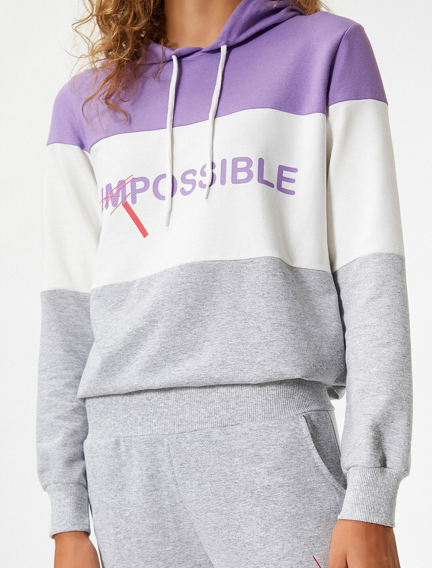   Slogan Detaylı Eşofman Takımı