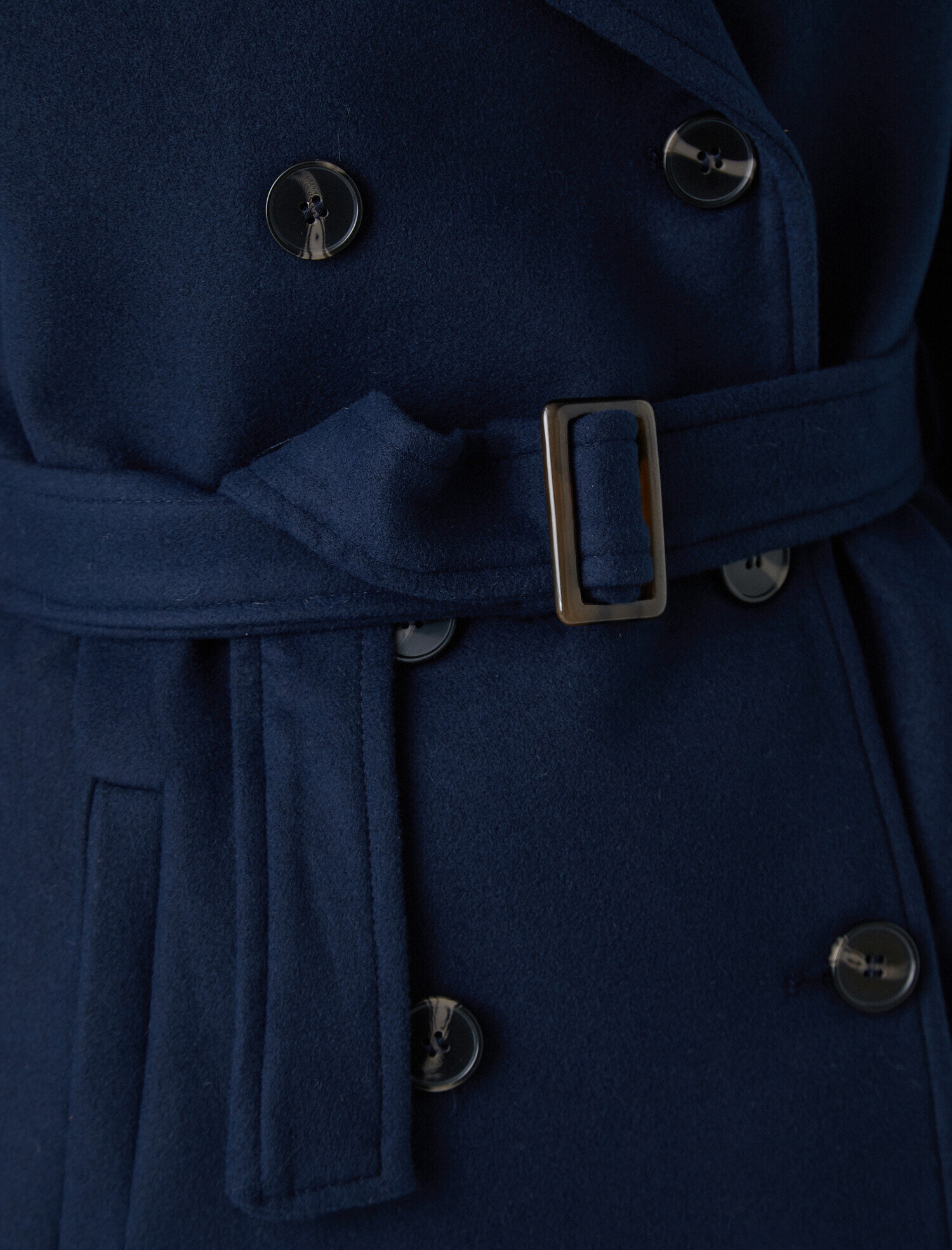   Suni Kürk Detaylı Kemerli Kaşe Kaban