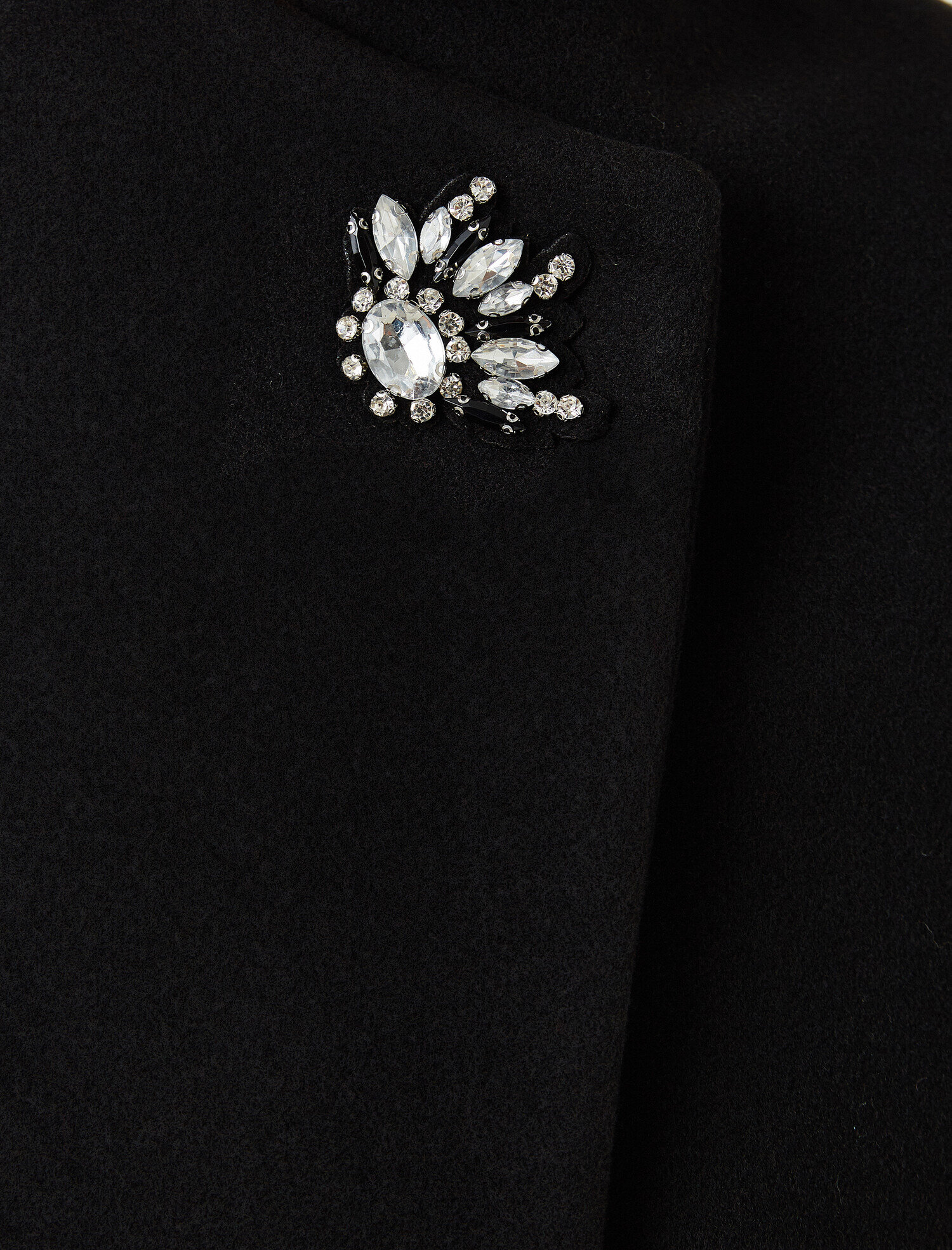   Beli Bağlamalı Cepli Kaşe Kaban