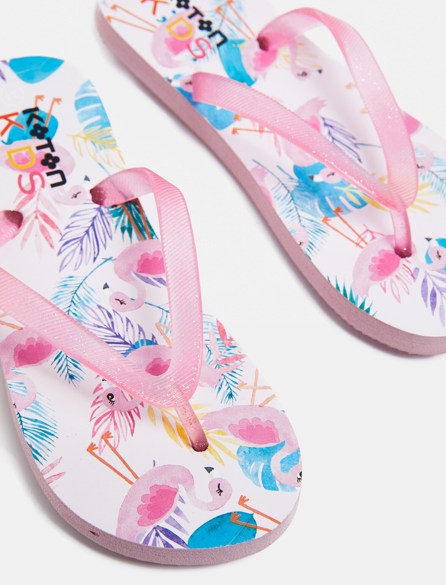  Kız Çocuk Parmak Arası Terlik