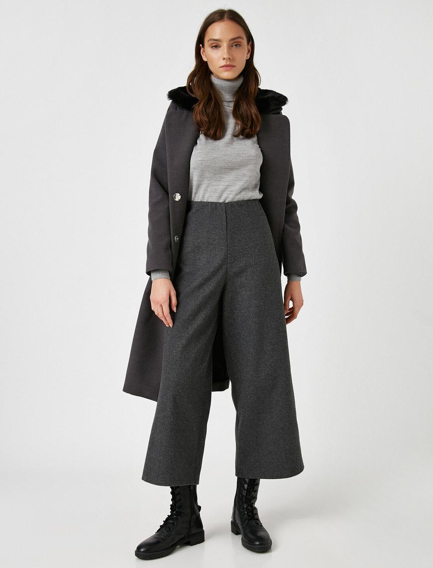   Düz Renk Geniş Paça Crop Pantolon