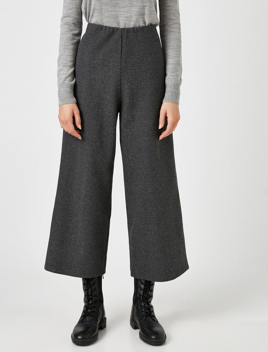   Düz Renk Geniş Paça Crop Pantolon