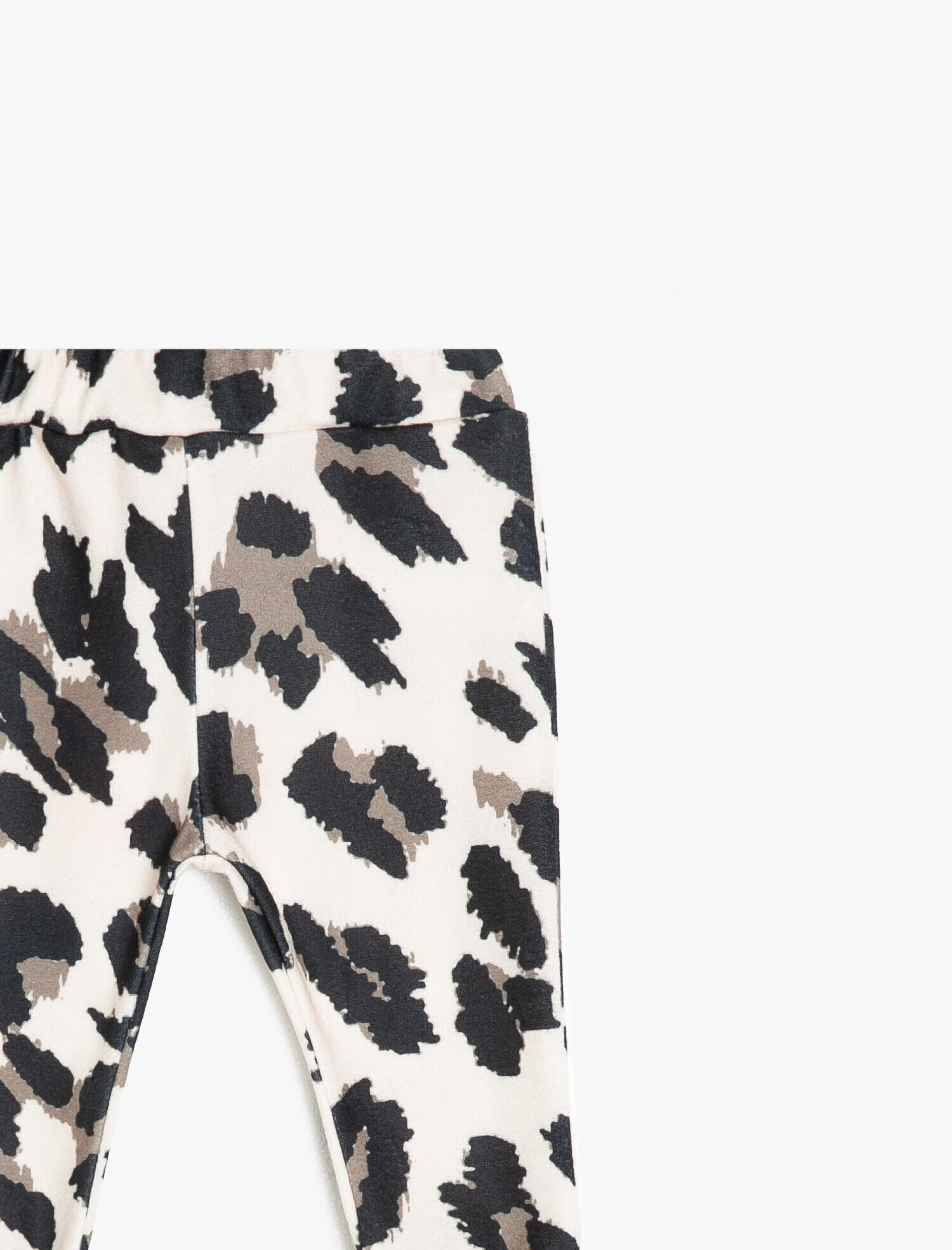  Kız Bebek Leopar Desenli Eşofman Altı