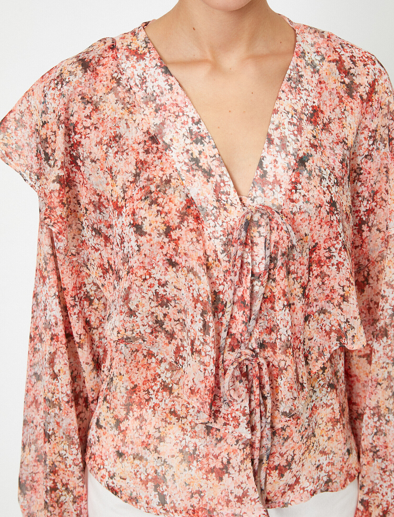   Uzun Kollu Fırfırlı Çiçekli Bluz