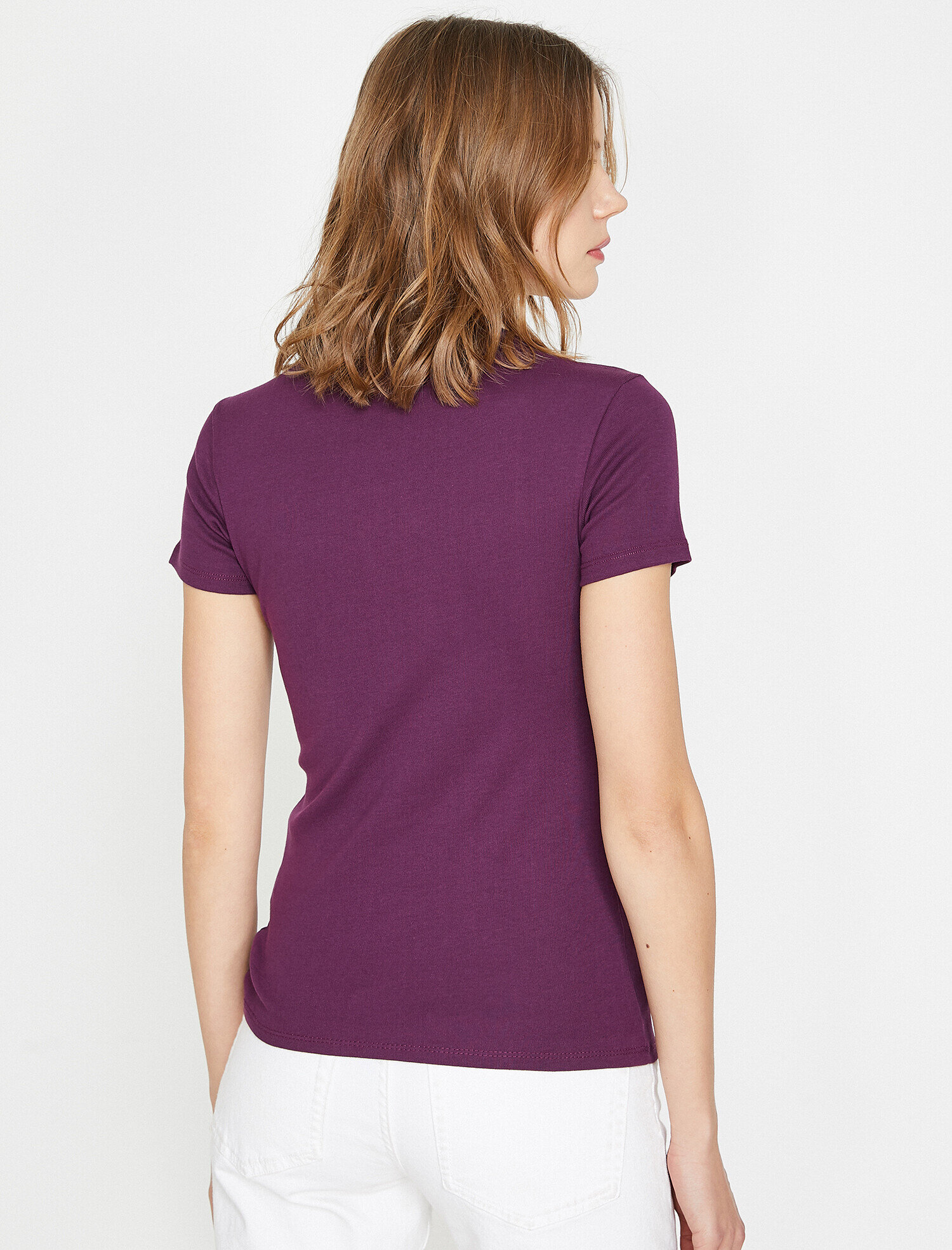   Bisiklet Yaka Dar Kesim Basic Tişört