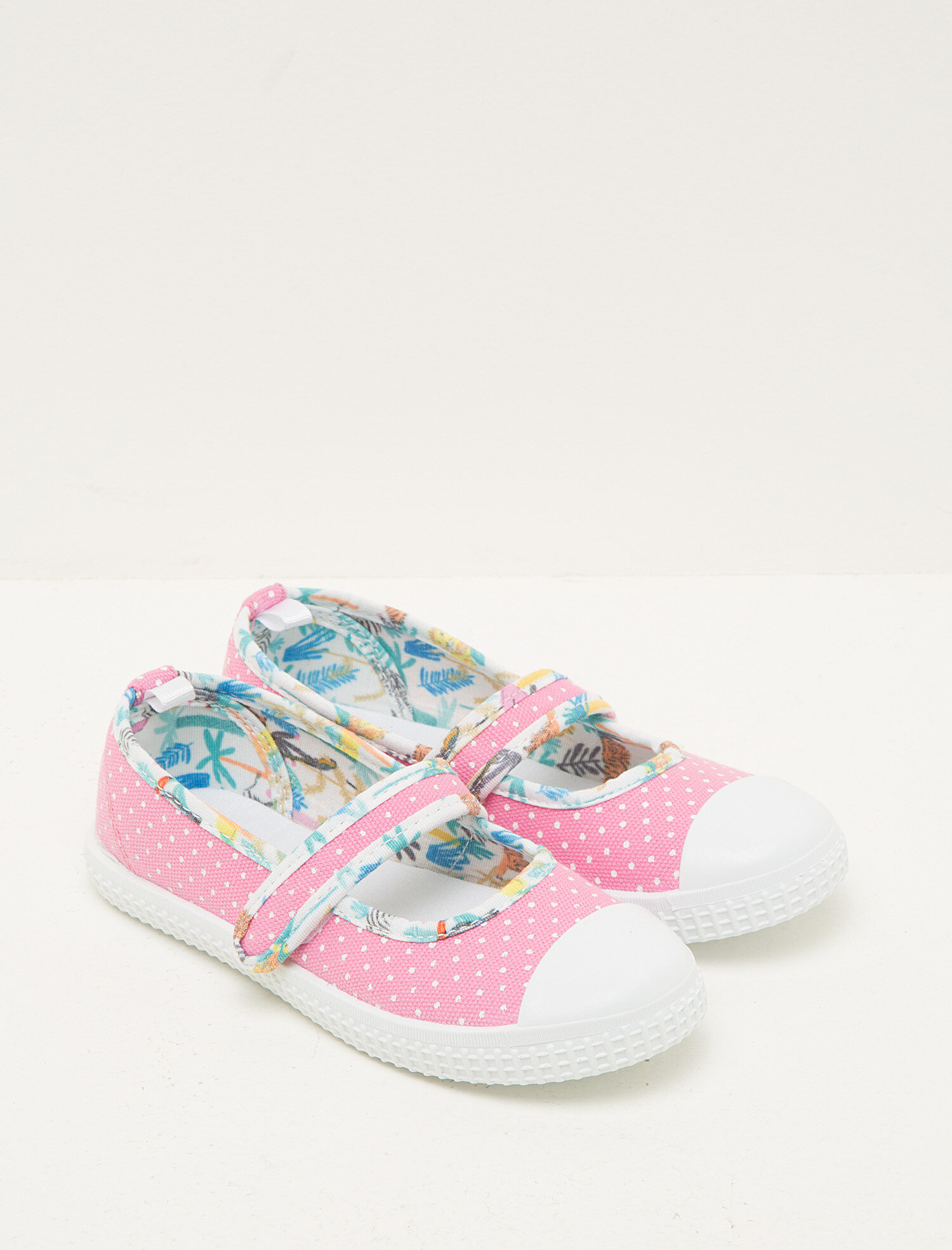 Kız Çocuk Bağcıksız Çiçekli Ayakkabı