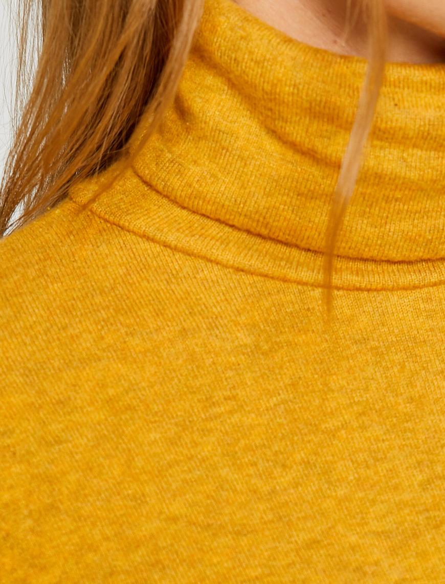   Fırfır Detaylı Sweatshirt