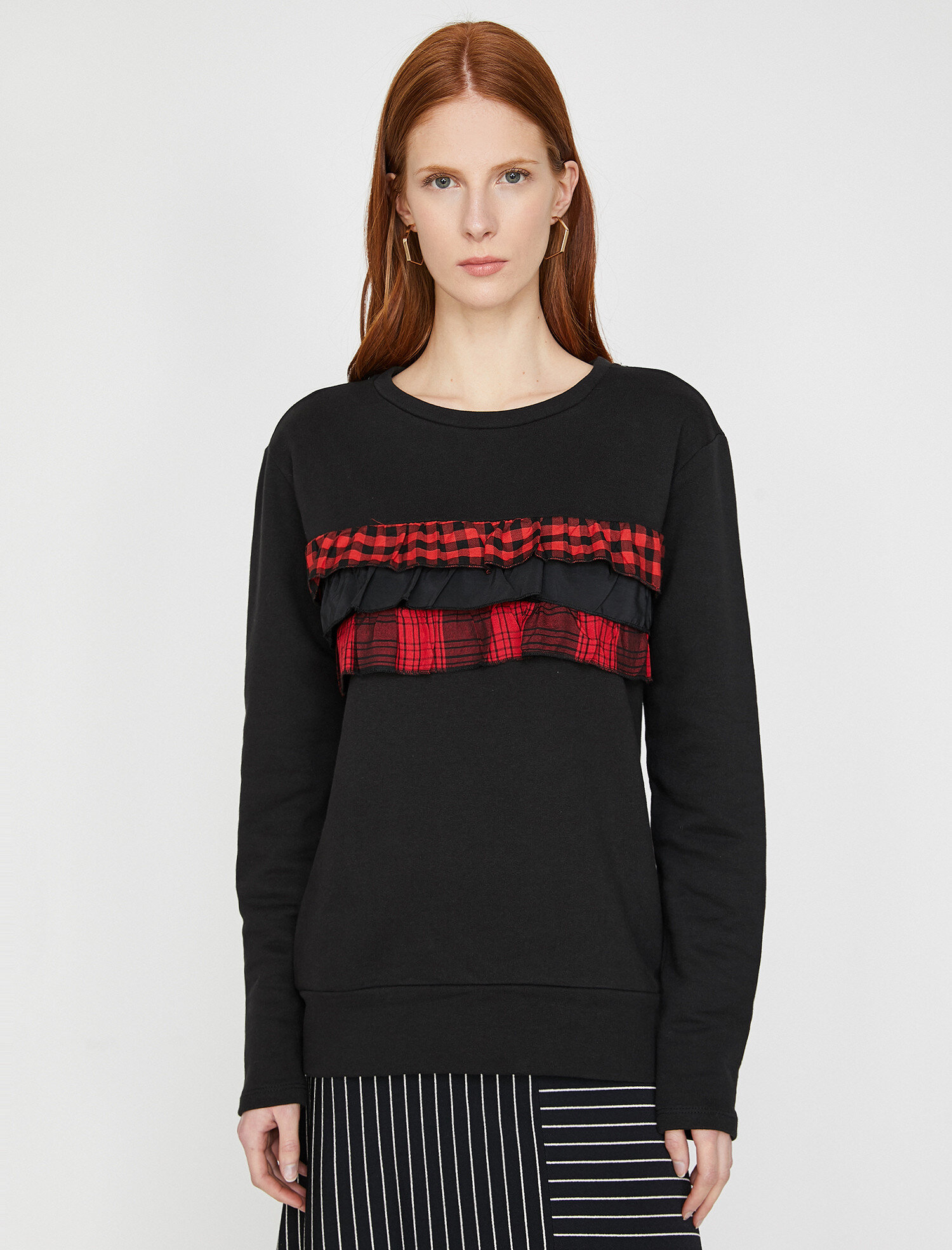 Fırfır Detaylı Sweatshirt