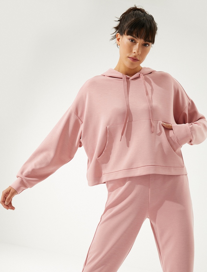  Kapüşonlu Sweatshirt