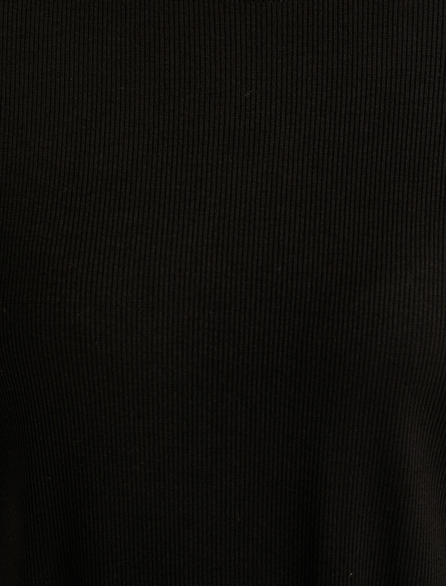   Yırtmaçlı Tişört Bisiklet Yaka