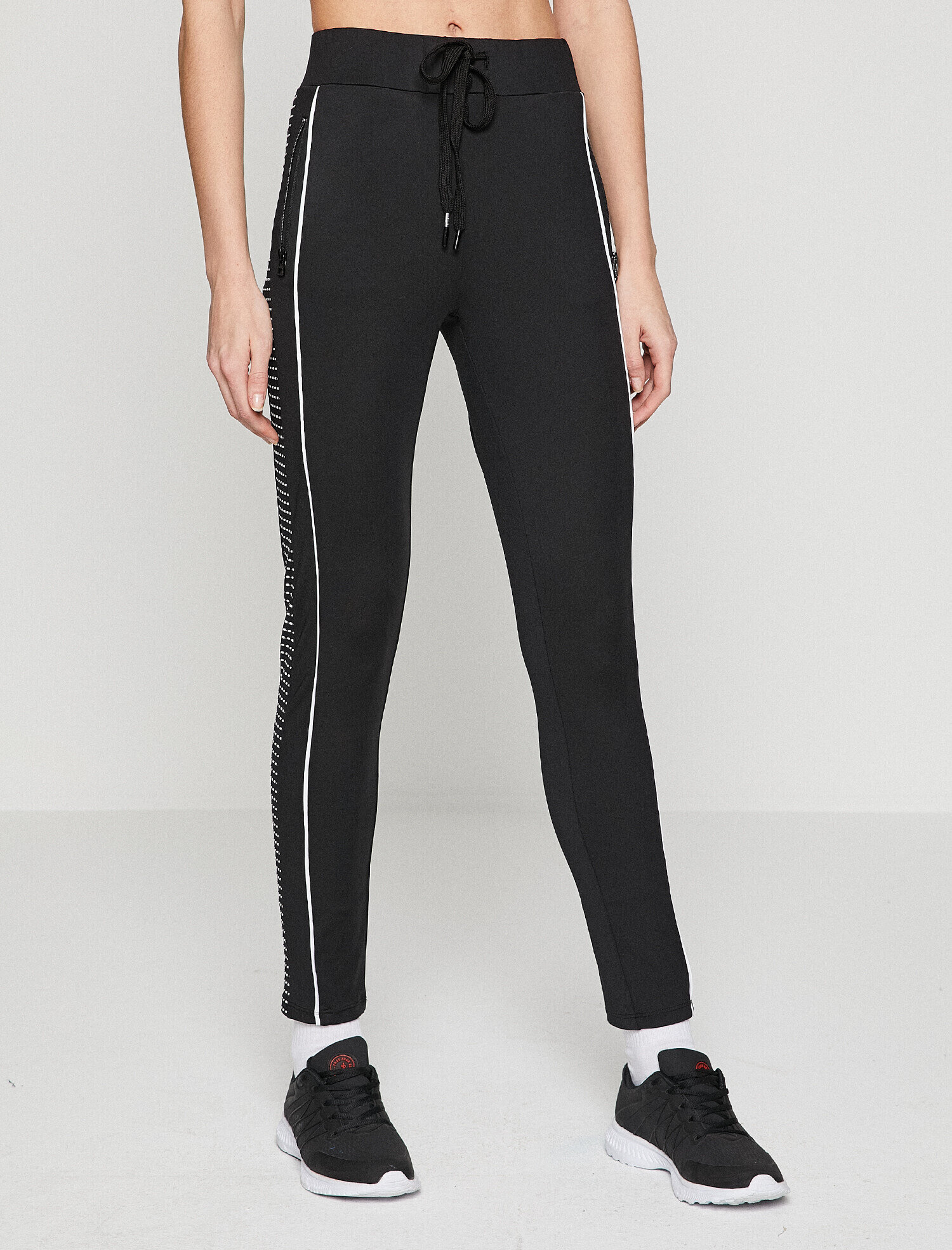   Çizgi Detaylı Eşofman Altı