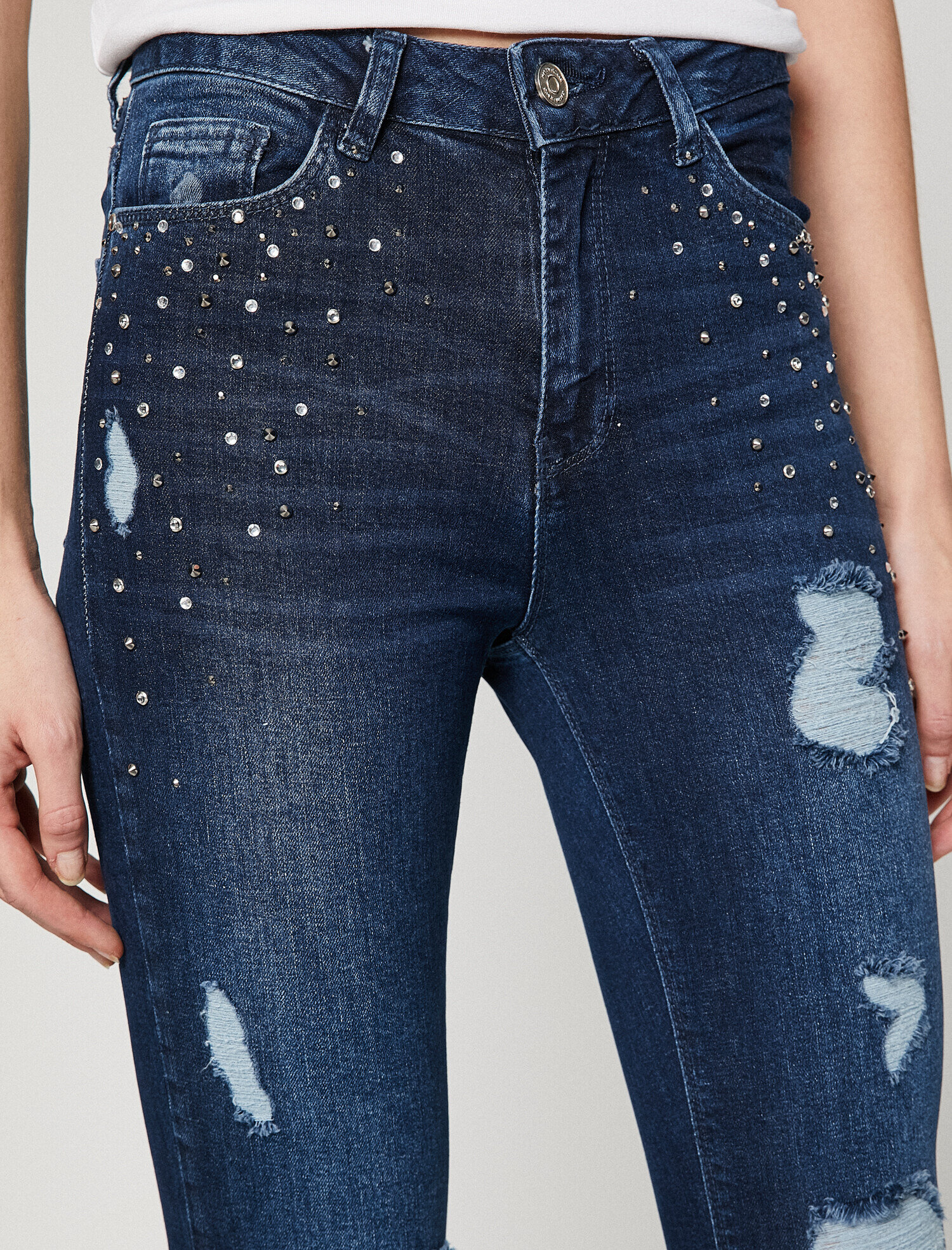   Yırtık Jean Pantolon