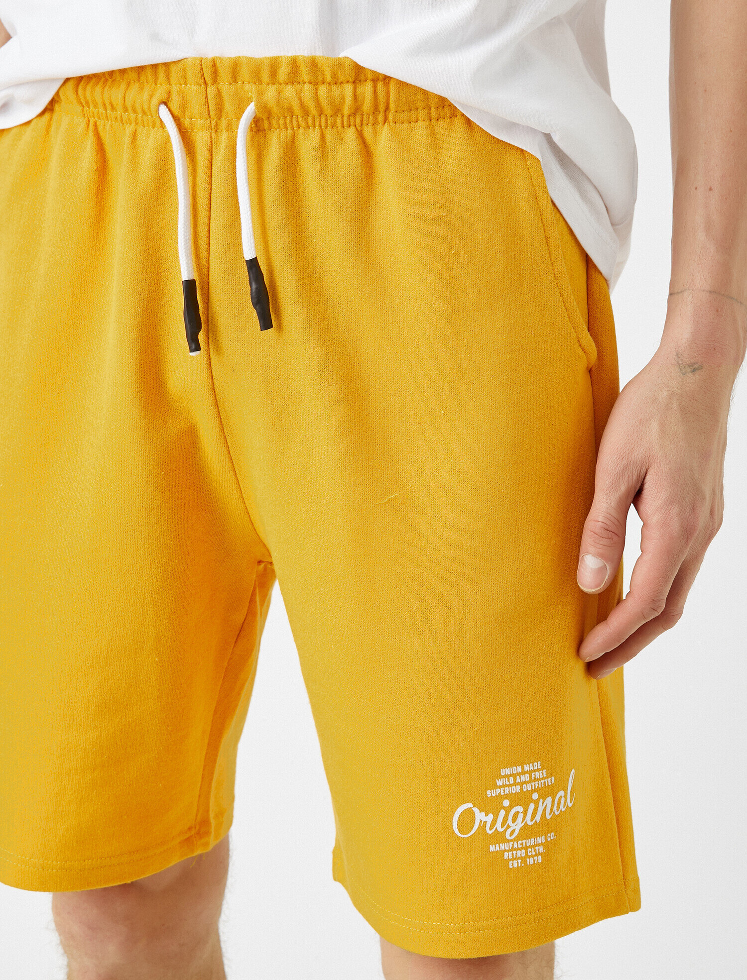   Yazılı Bermuda Şort Pamuklu Cepli