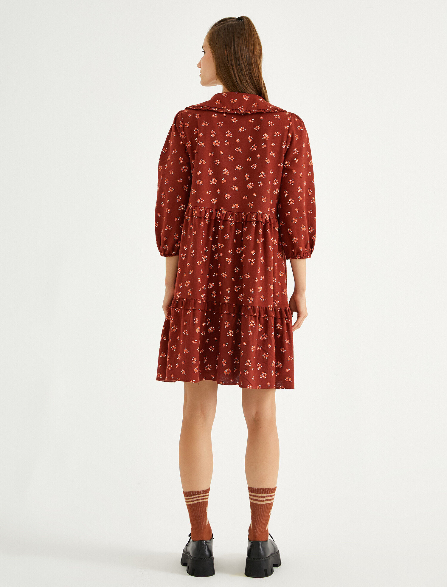   Çiçekli Kışlık Elbise Fırfır Detaylı Pamuklu