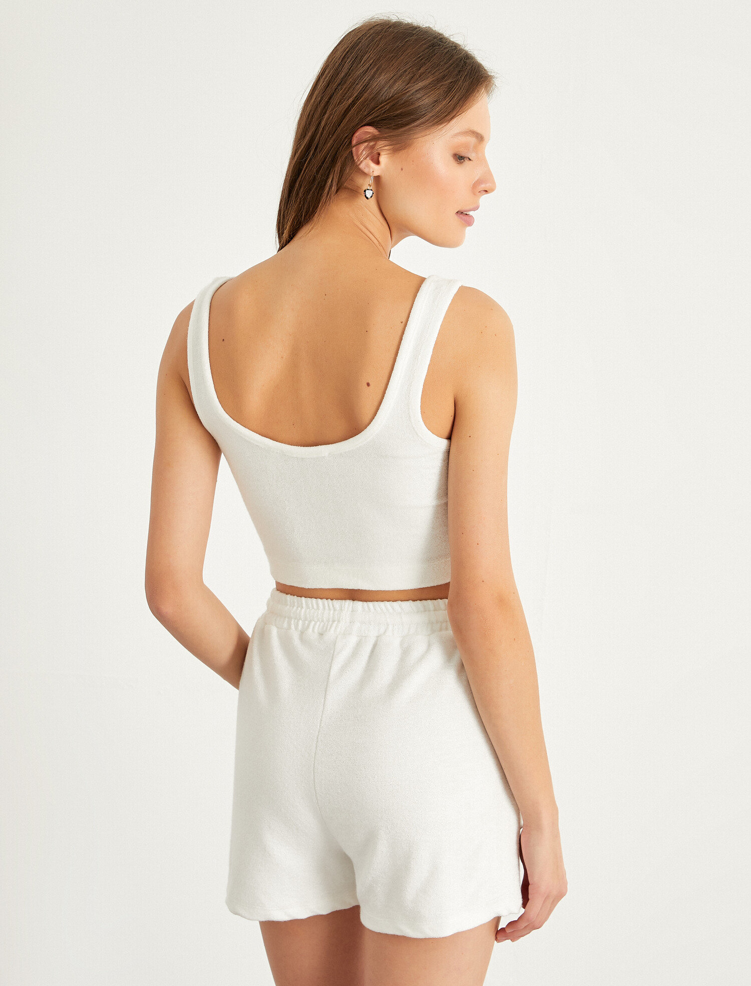   Geniş Yaka Askılı Crop Atlet