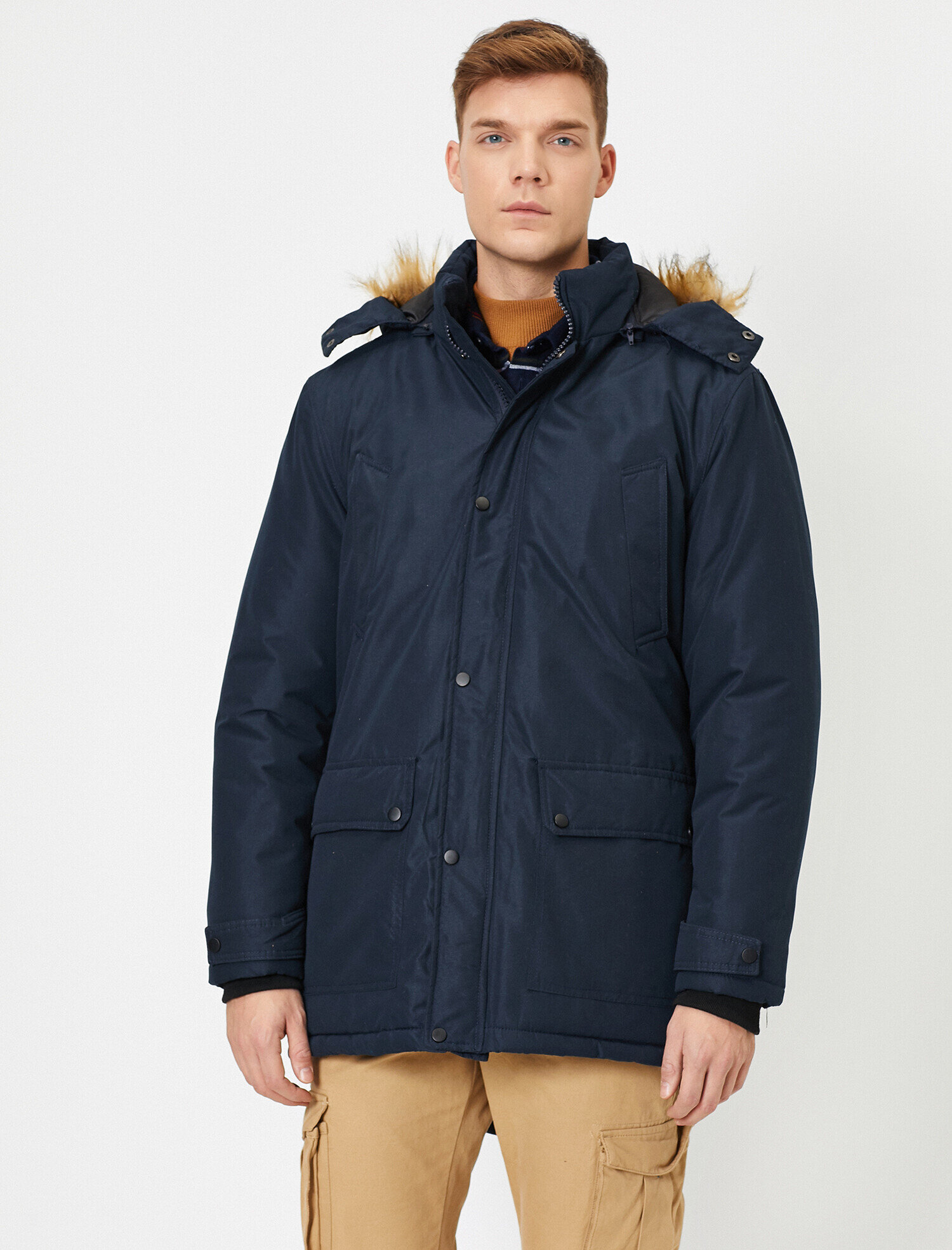   Kapşonlu Cepli Kaban