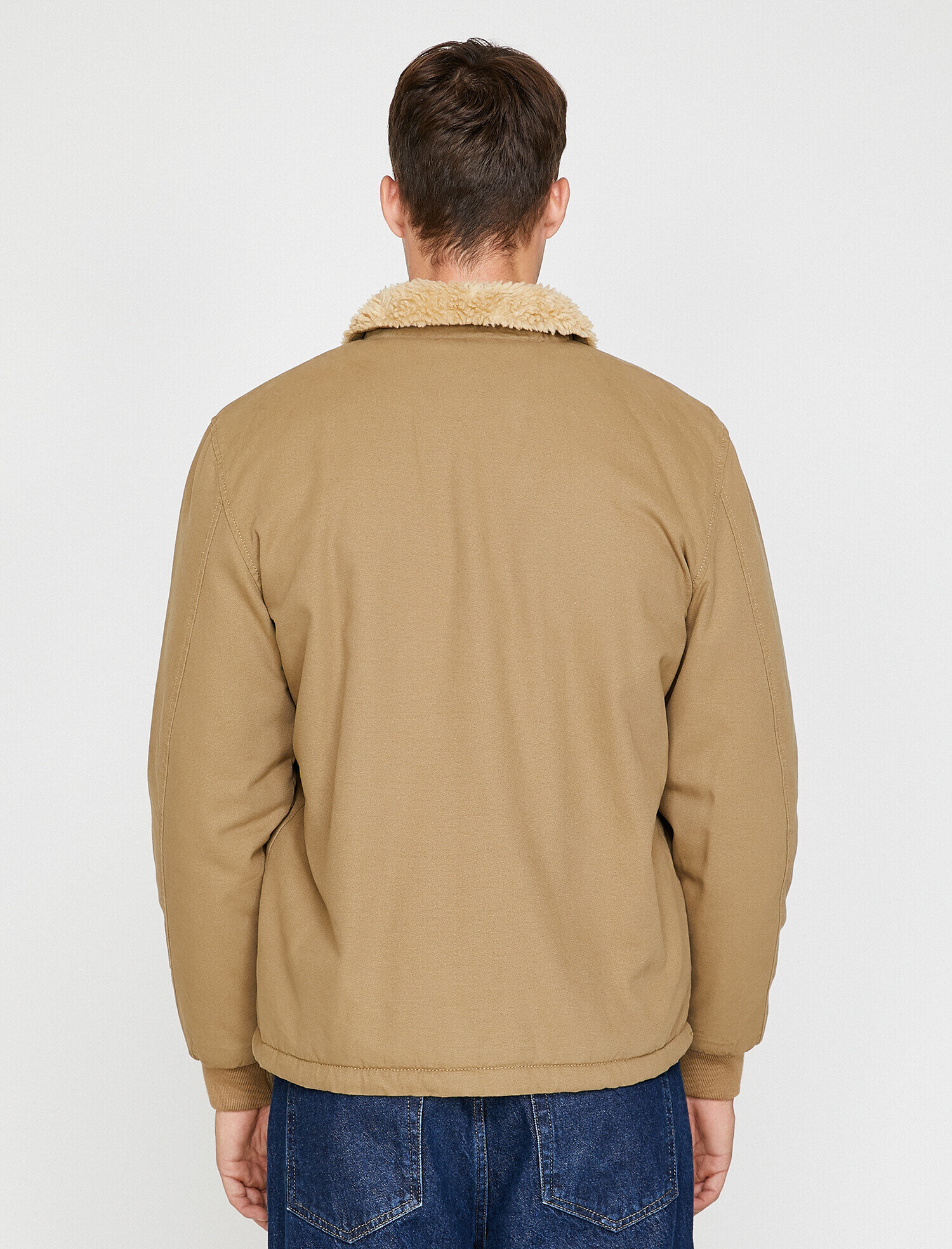   Yakası Suni Kürk Detaylı Mont