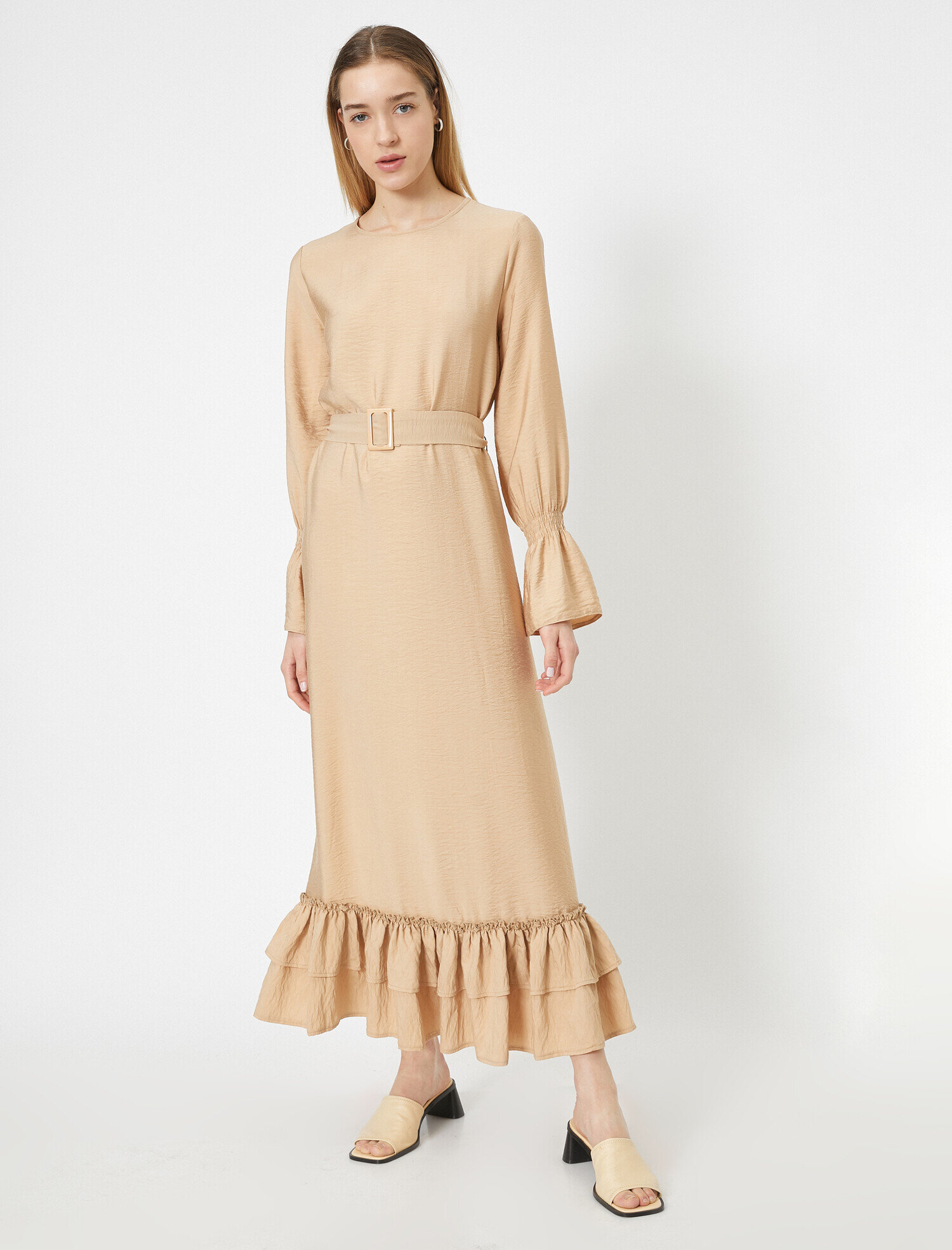   Beli Kemer Detaylı Uzun Kollu Uzun Elbise