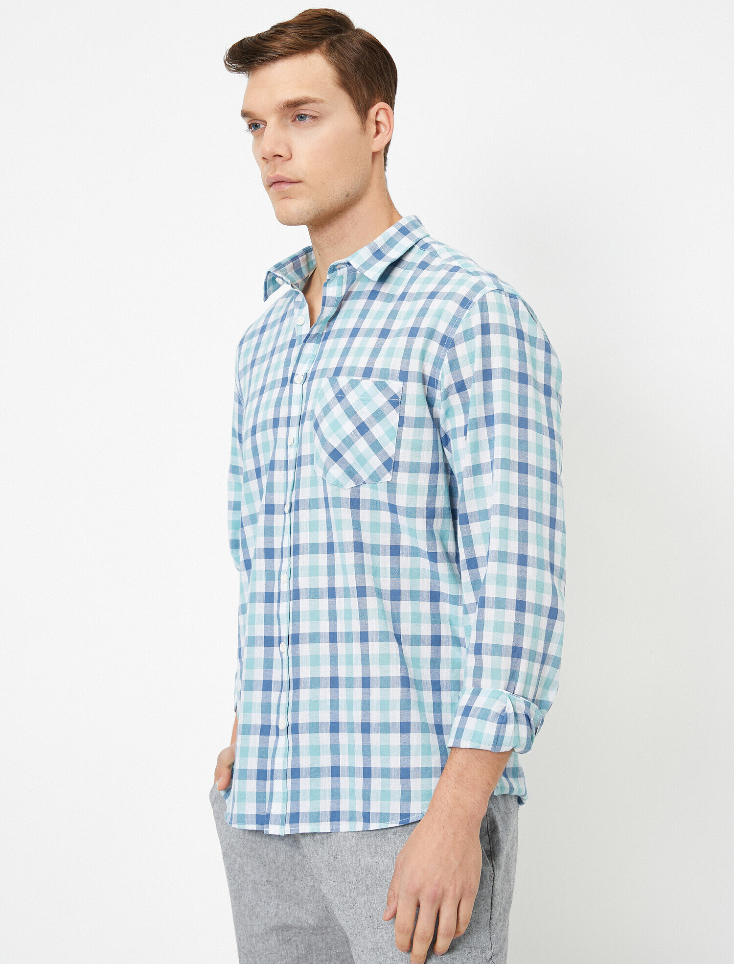   Kareli Cep Detaylı Gömlek