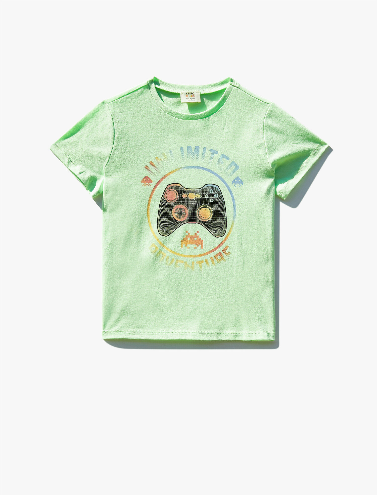  Erkek Çocuk Işıkta Değişen Baskılı Tişört Pamuklu