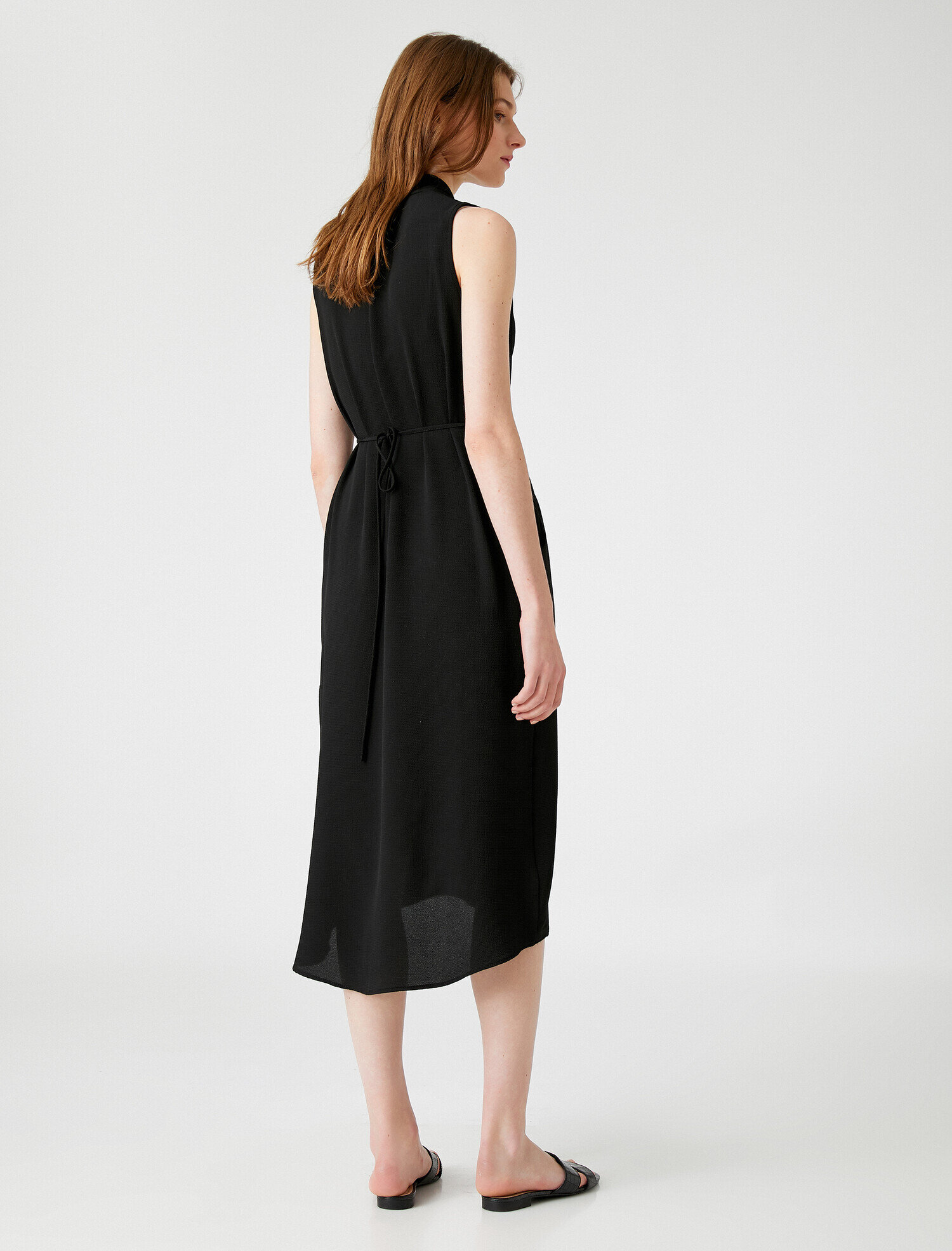   V Yaka Elbise Kolsuz Cepli