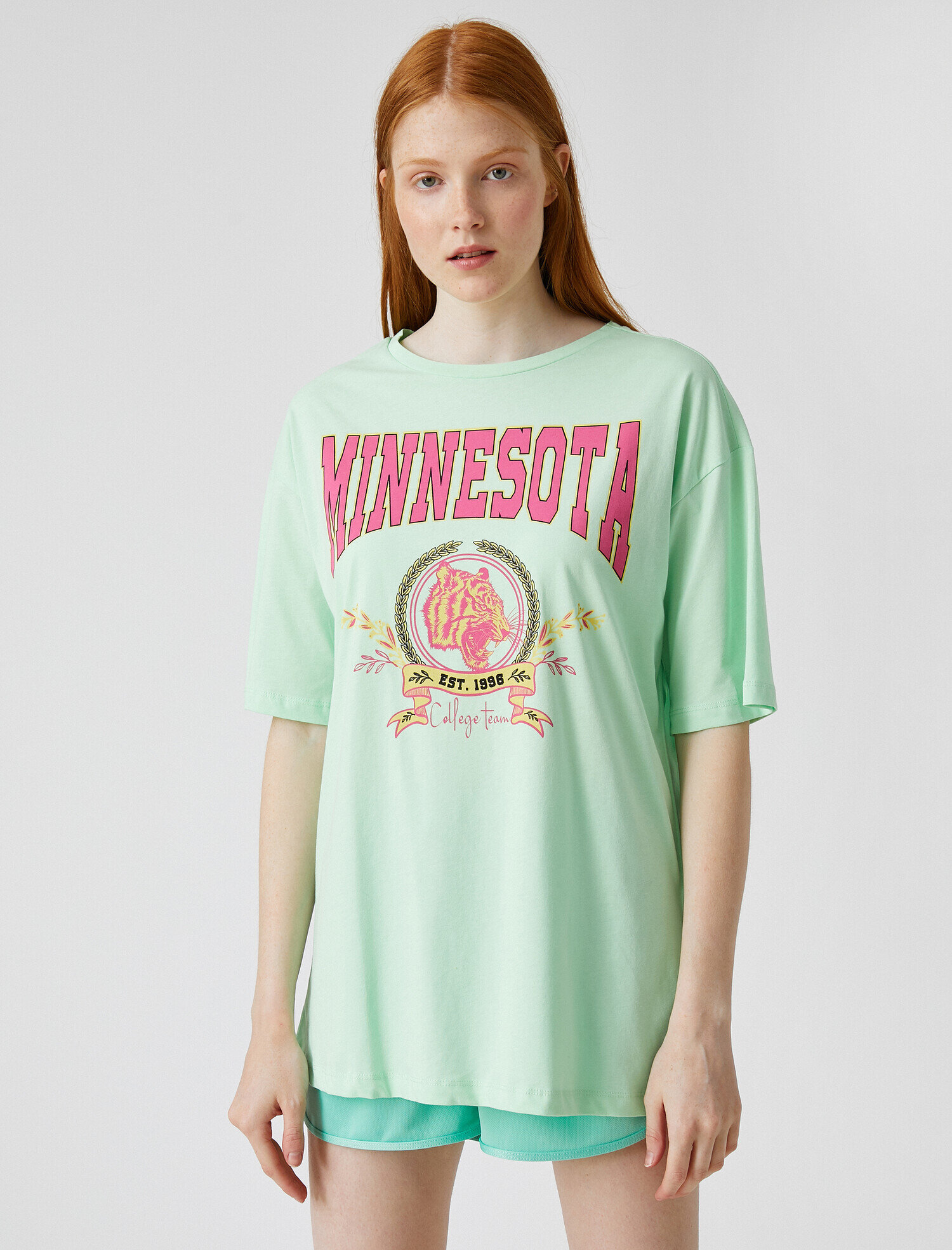   Desenli Tişört Bisiklet Yaka Pamuklu Oversize