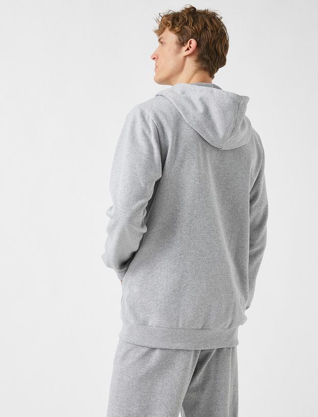   Kapüşonlu Fermuarlı Sweatshirt