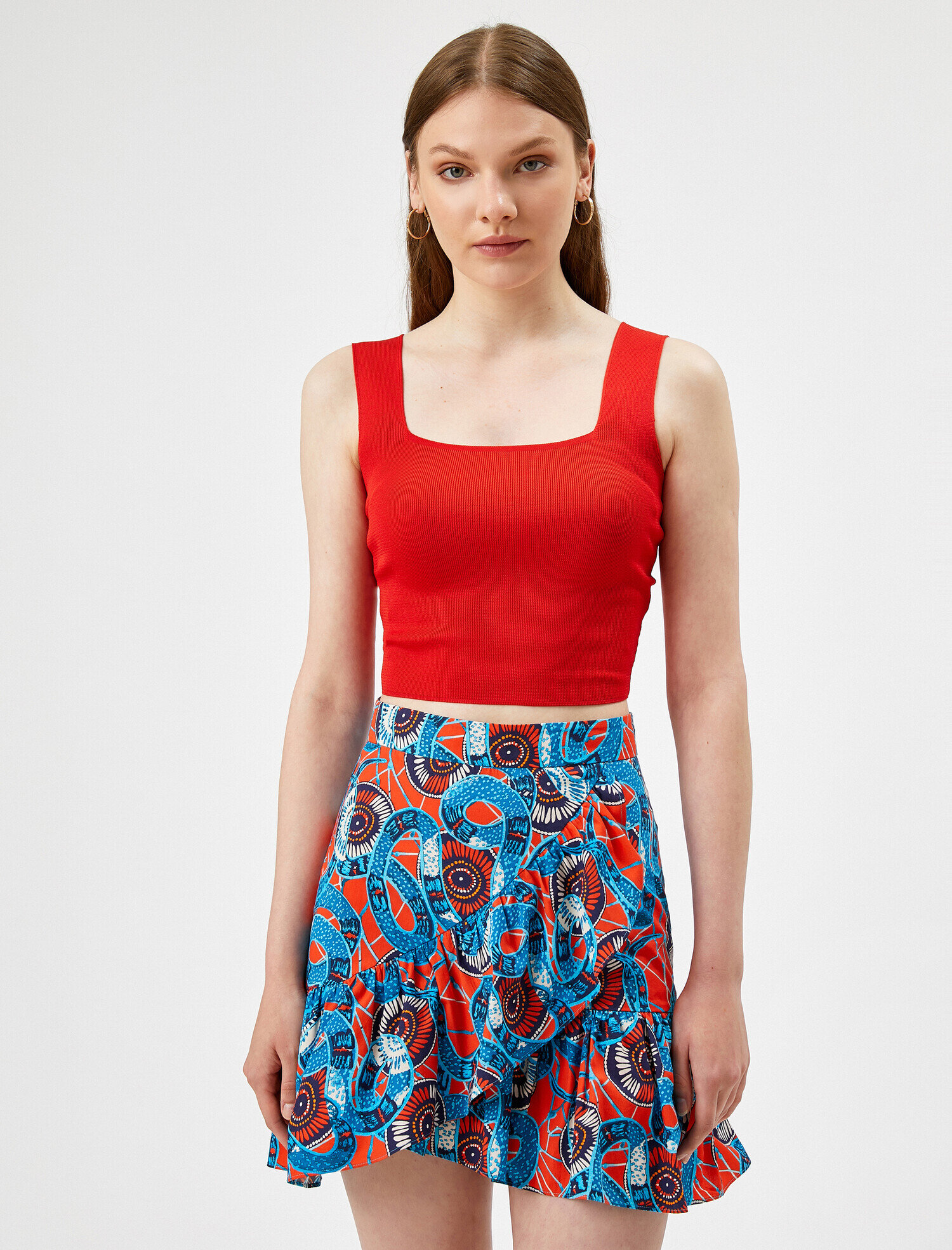   Kare Yaka Kalın Askılı Triko Atlet