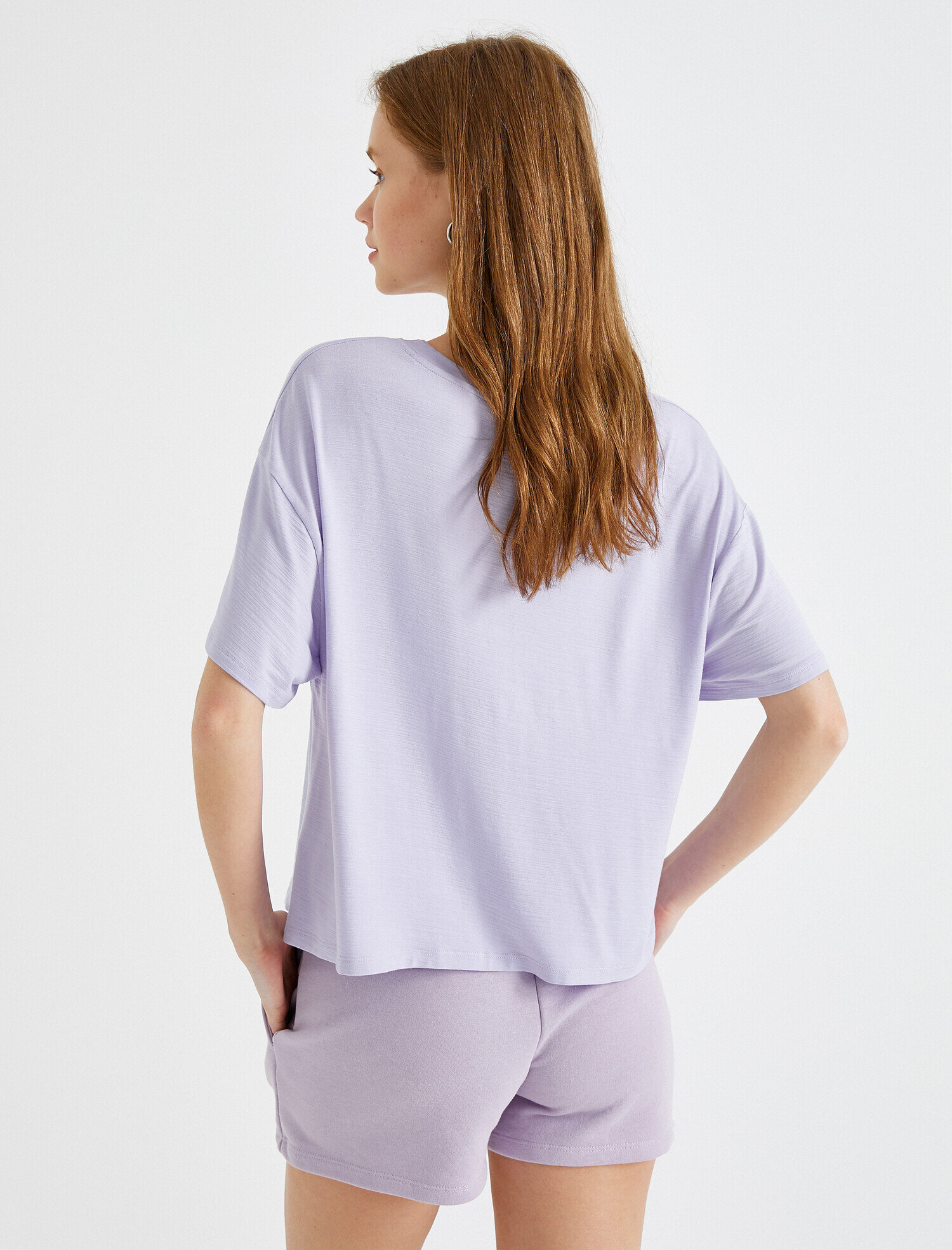   Kısa Kollu Tişört