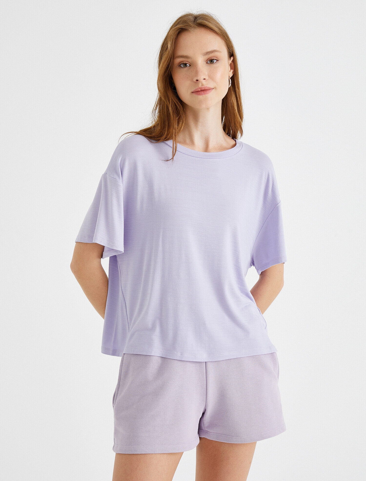   Kısa Kollu Tişört