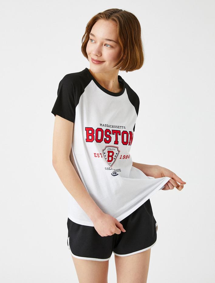  Renk Bloklu Tişört Yazılı Baskılı Pamuklu