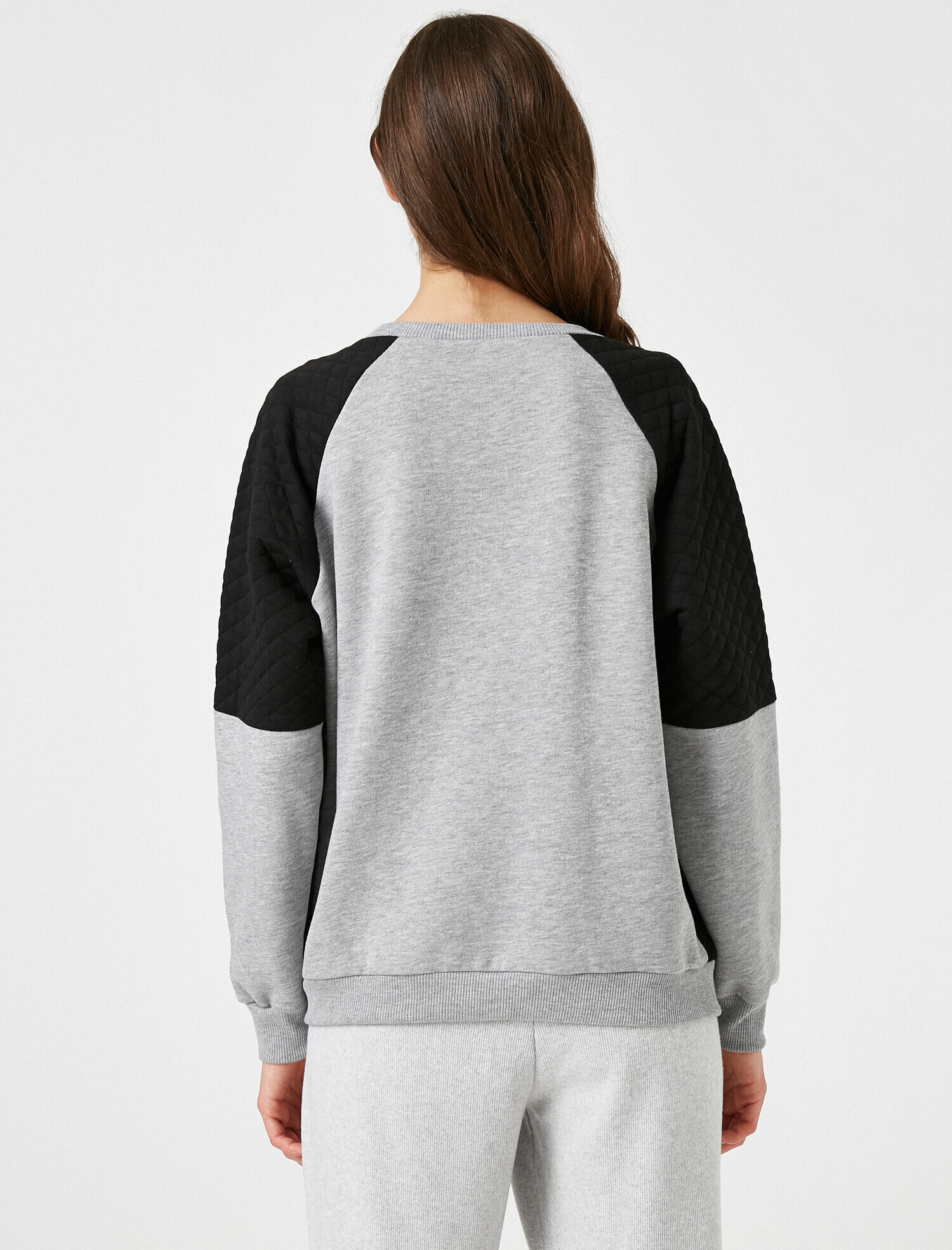   Bisiklet Yaka Renk Bloklu Sweatshirt