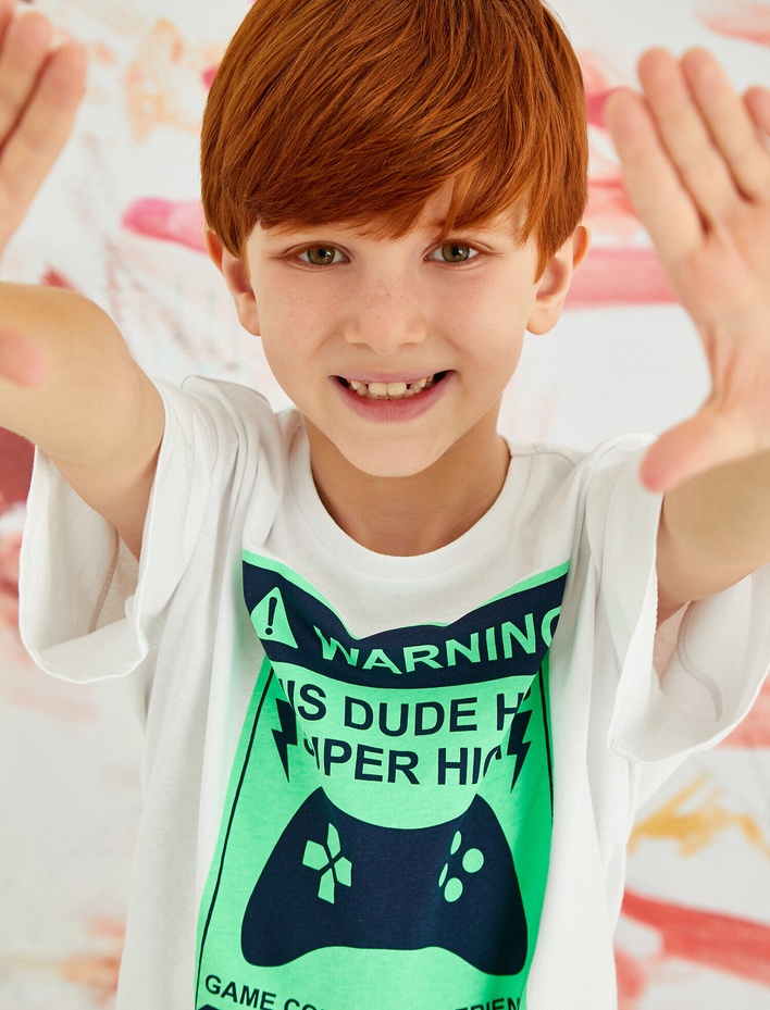 Erkek Çocuk Karanlıkta Parlayan Baskılı Tişört Bisiklet Yaka Kısa Kollu Pamuklu