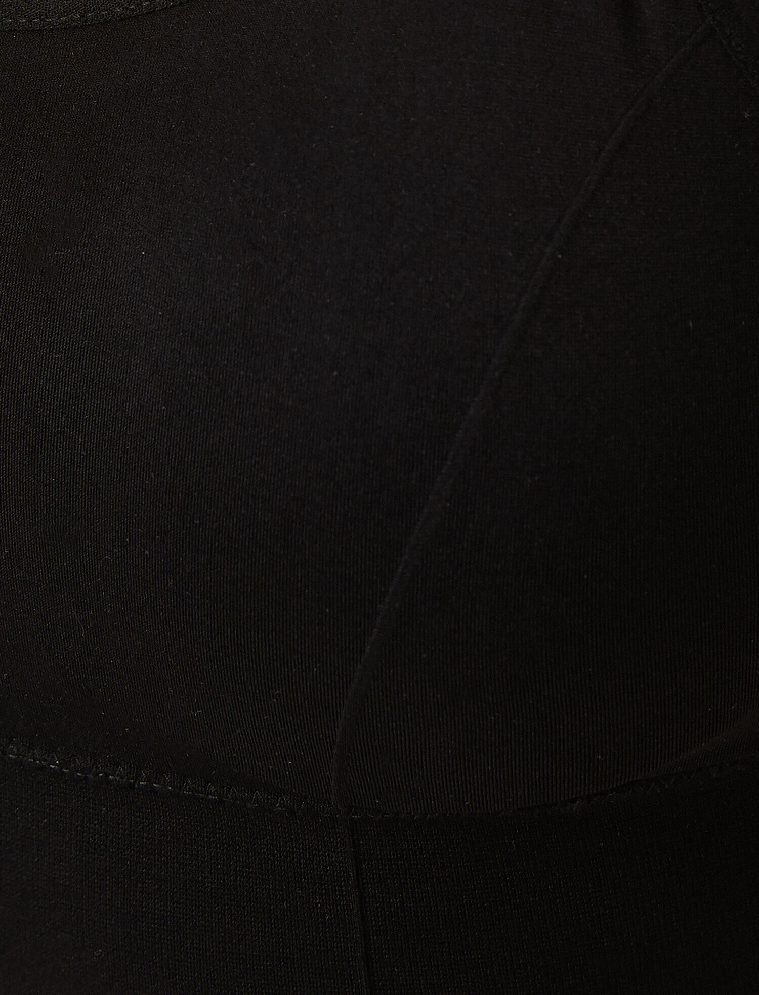   Sporcu Sütyeni Sırt Detaylı