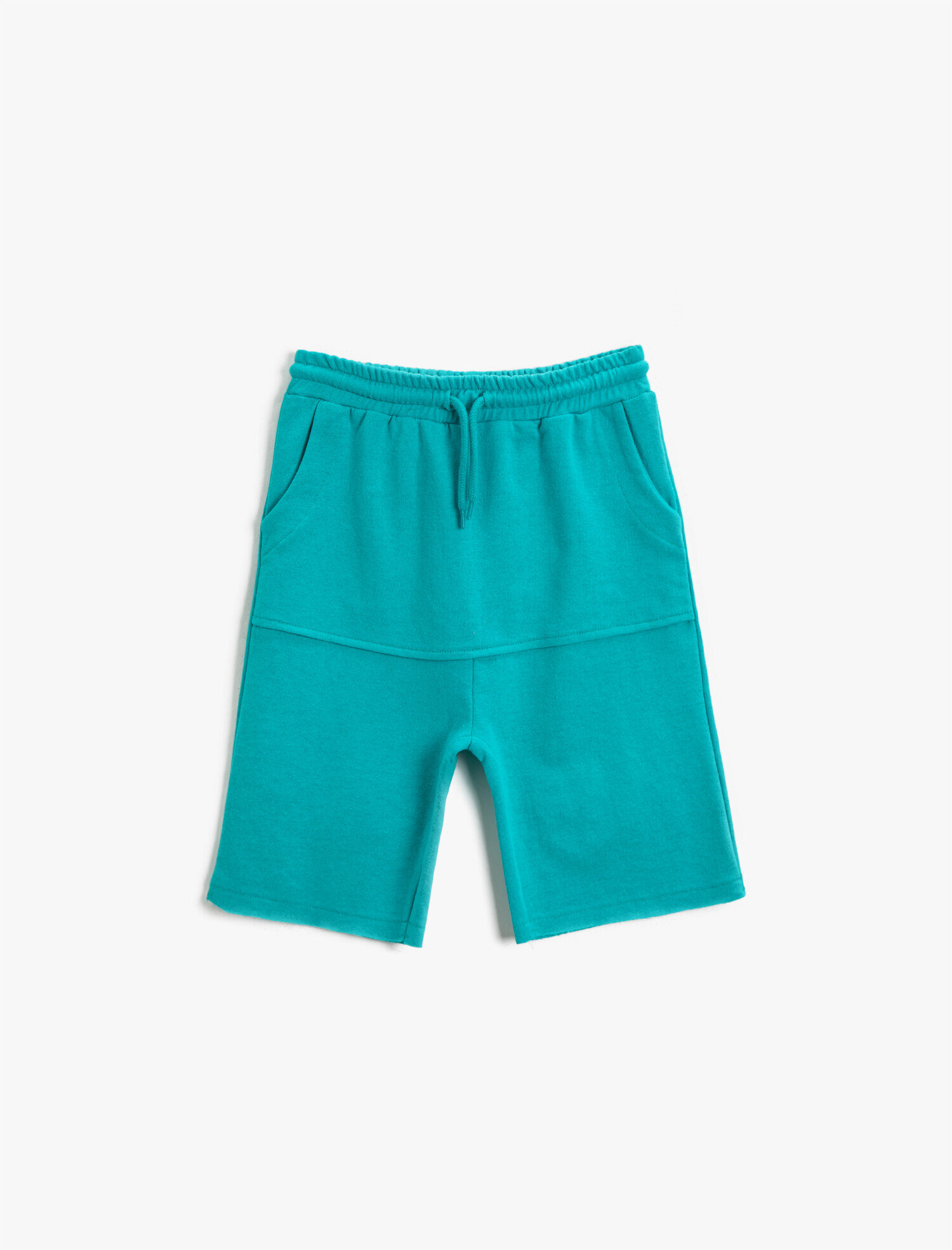  Erkek Çocuk Cepli Şort Belden Bağlamalı