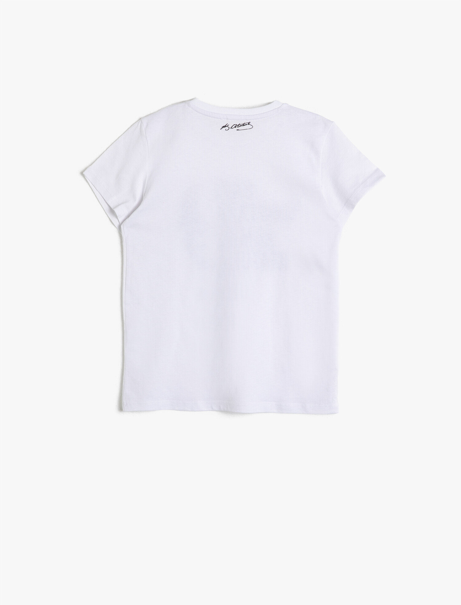  Erkek Çocuk Atatürk Baskılı Tişört