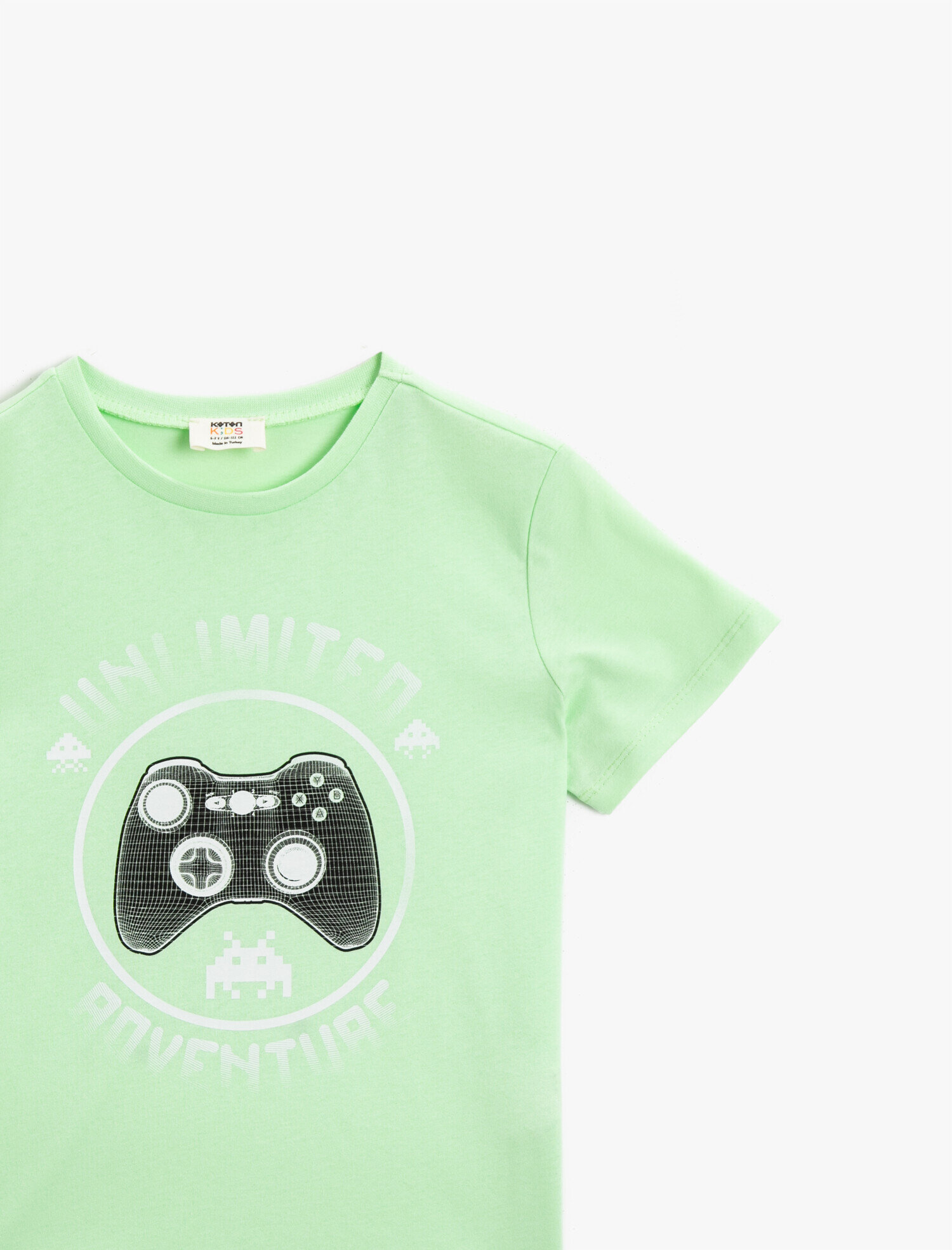  Erkek Çocuk Işıkta Değişen Baskılı Tişört Pamuklu