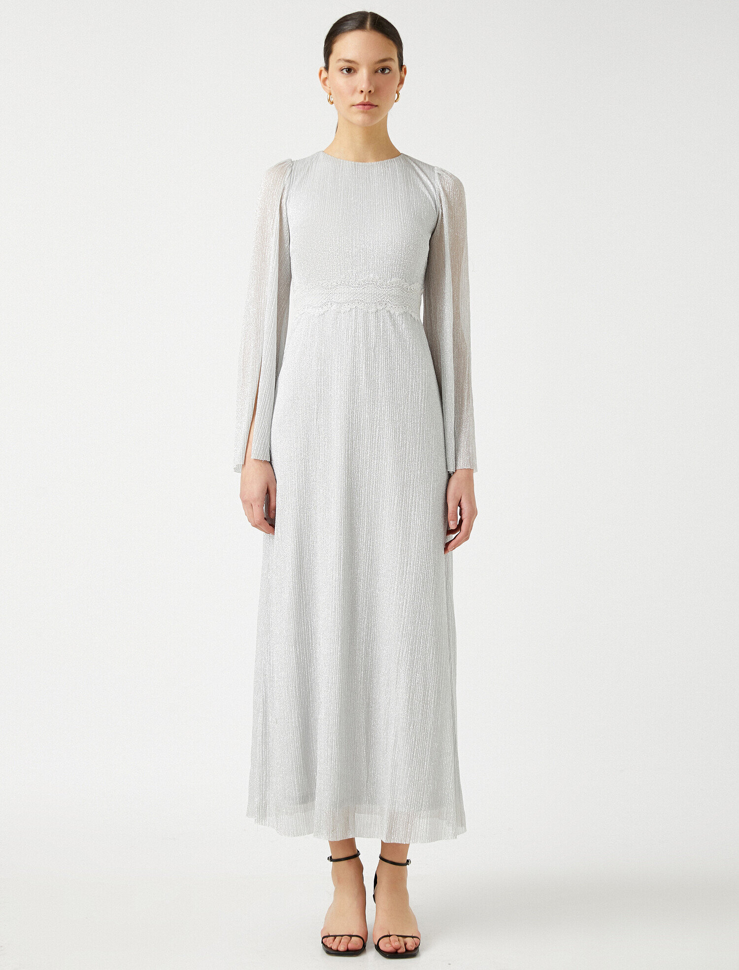   Tül Kollu Uzun Elbise