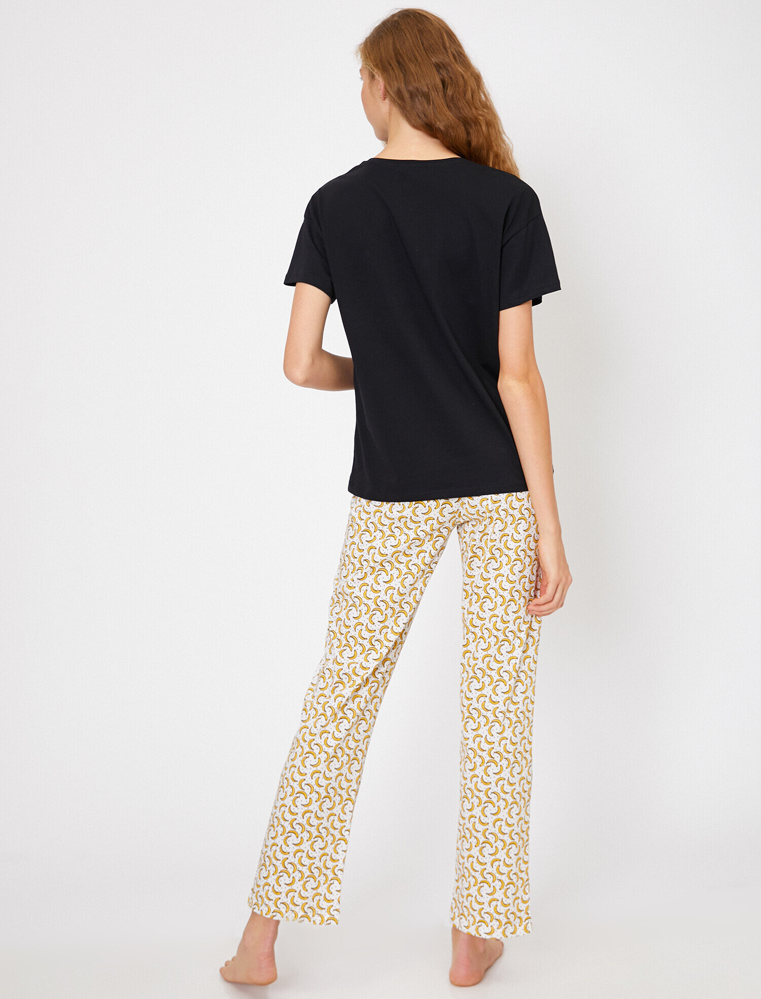   Yazılı Baskılı Pijama Takımı