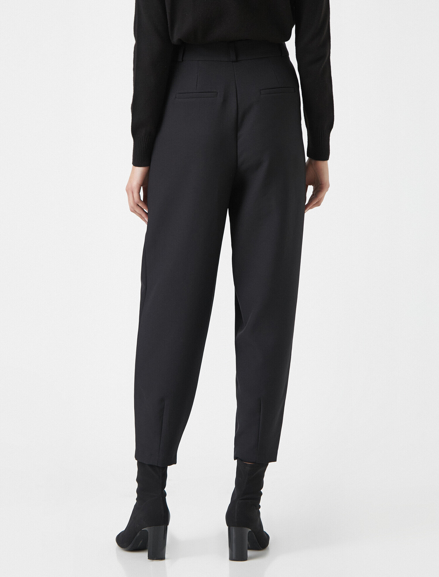   Cepli Zincir Detaylı Pantolon