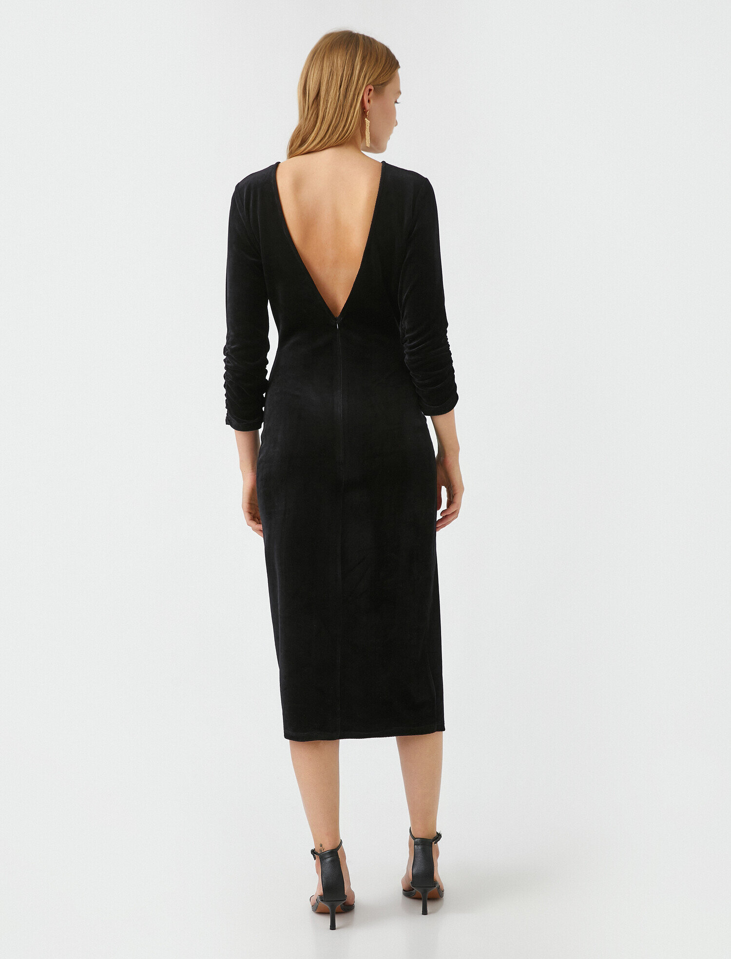   Yırtmaçlı Midi Elbise