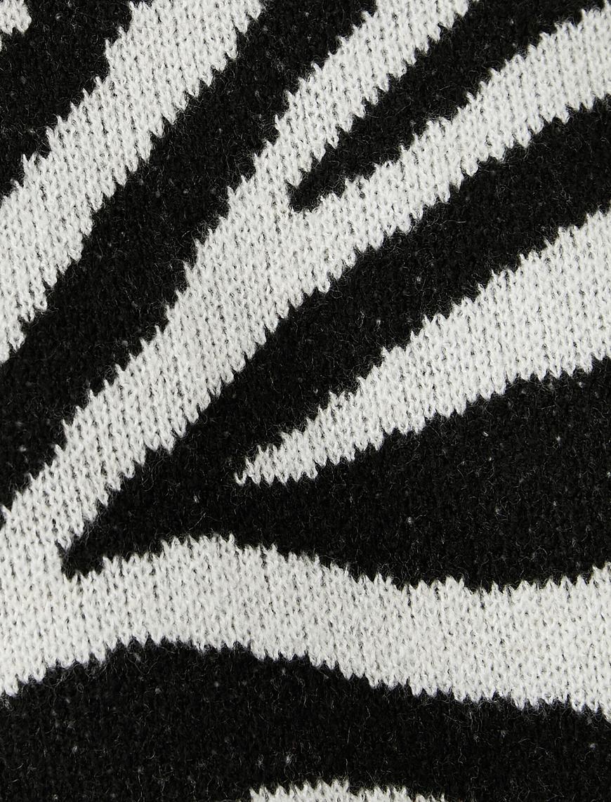   Zebra Desenli Oversize Triko Kazak