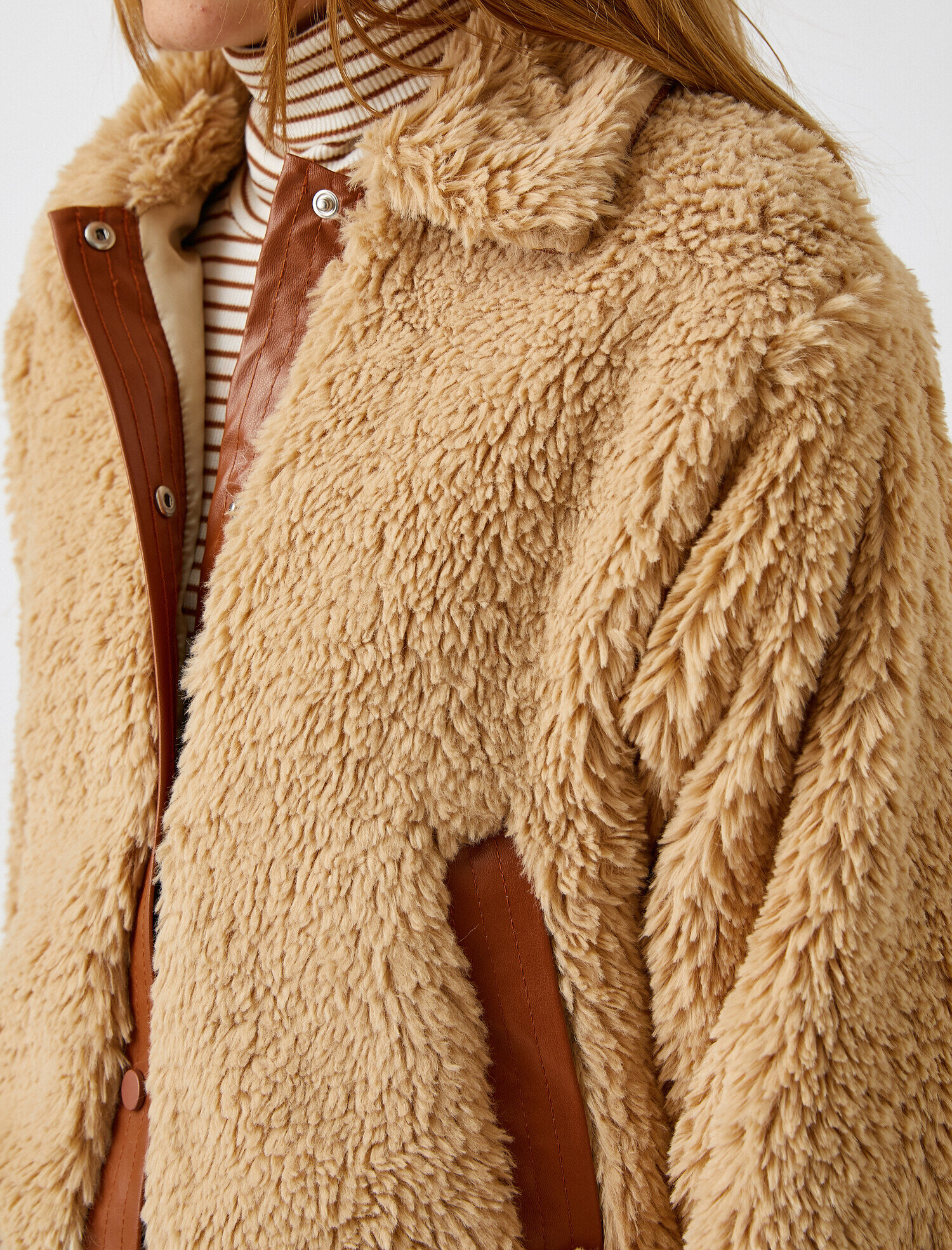   Düğmeli Peluş Ceket