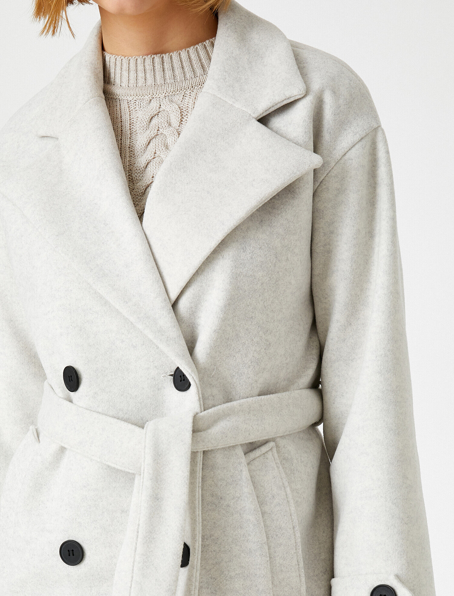 Katlı Yaka Düğmeli Kuşaklı Kaban