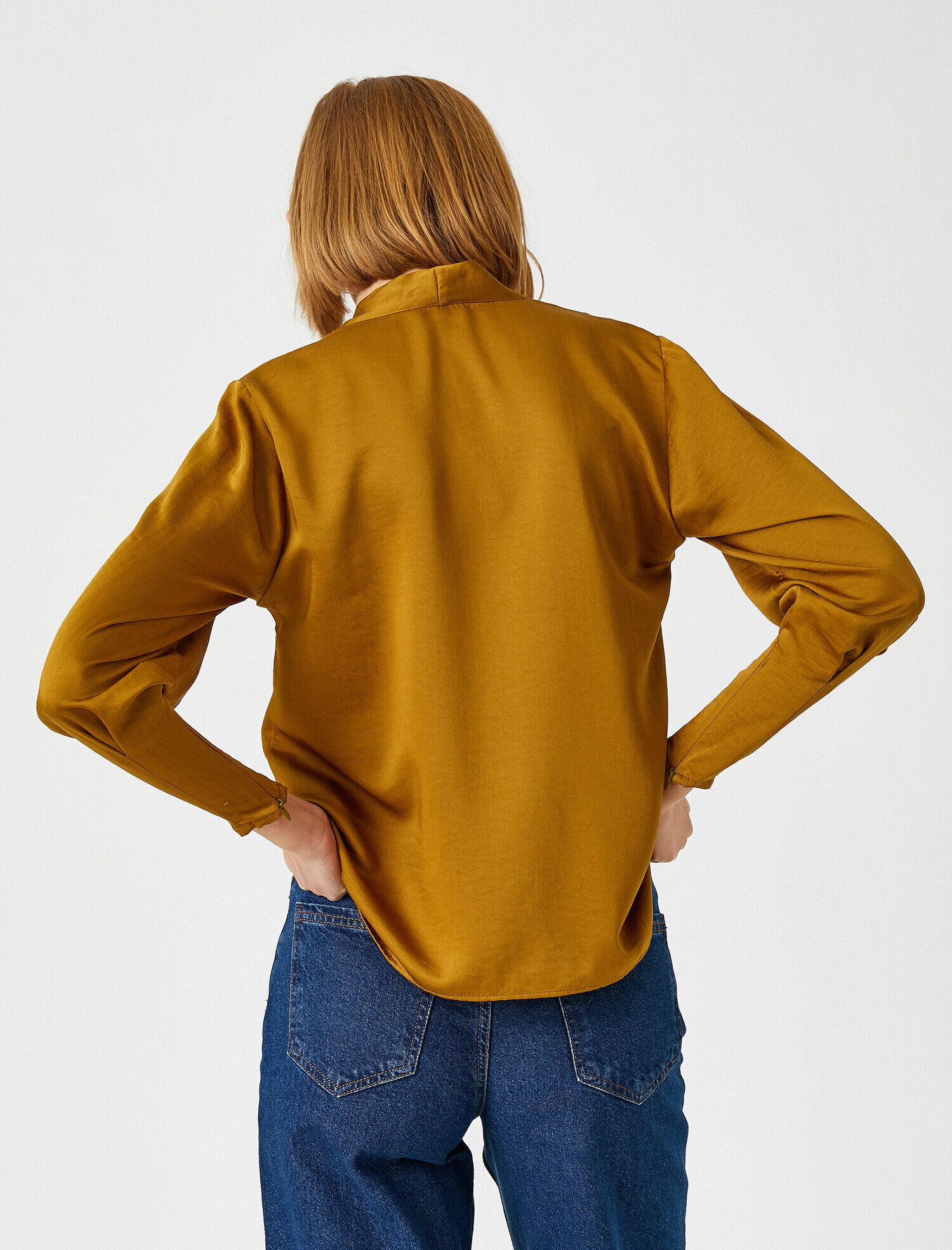   Fular Detaylı Saten Bluz Uzun Kollu