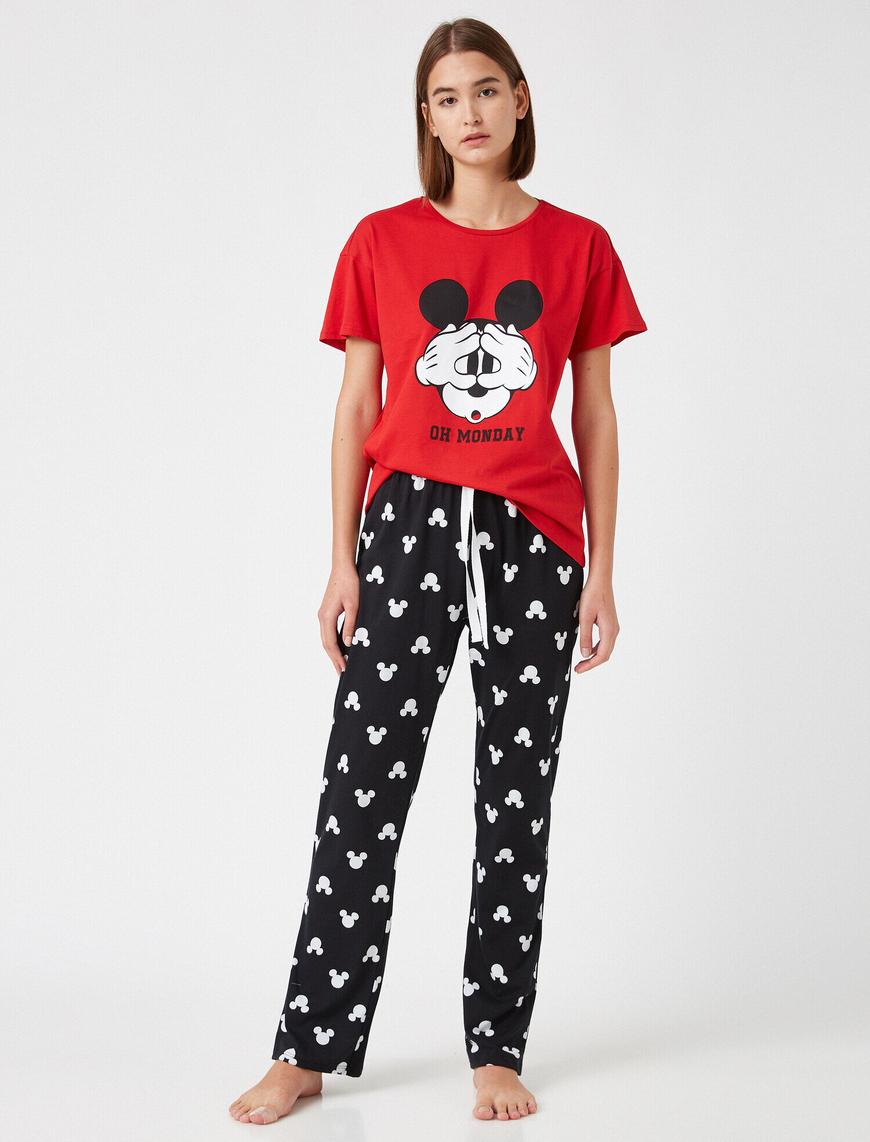   Disney Lisanslı Baskılı Pijama Takımı