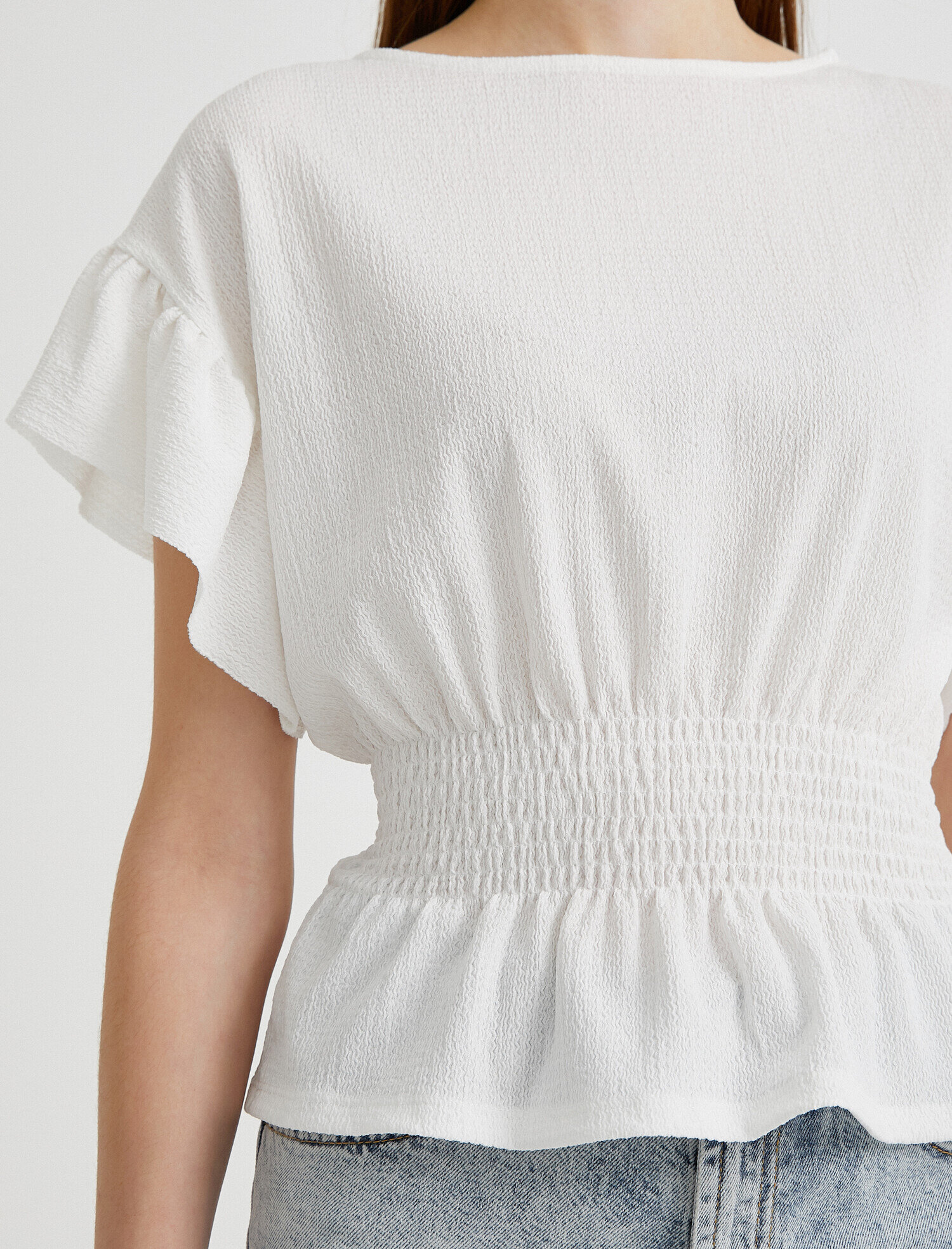   Bisiklet Yaka Tişört Fırfırlı