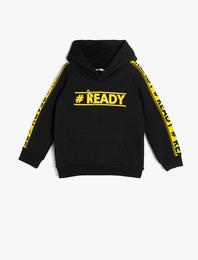 Kapşonlu Sweatshirt Baskılı Cep Detaylı